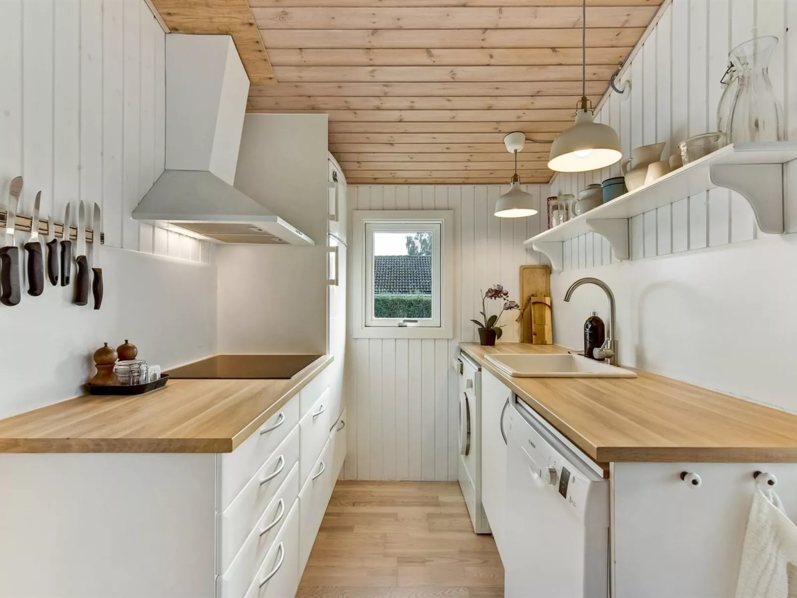 "Florina" - 700m from the sea-Binnen