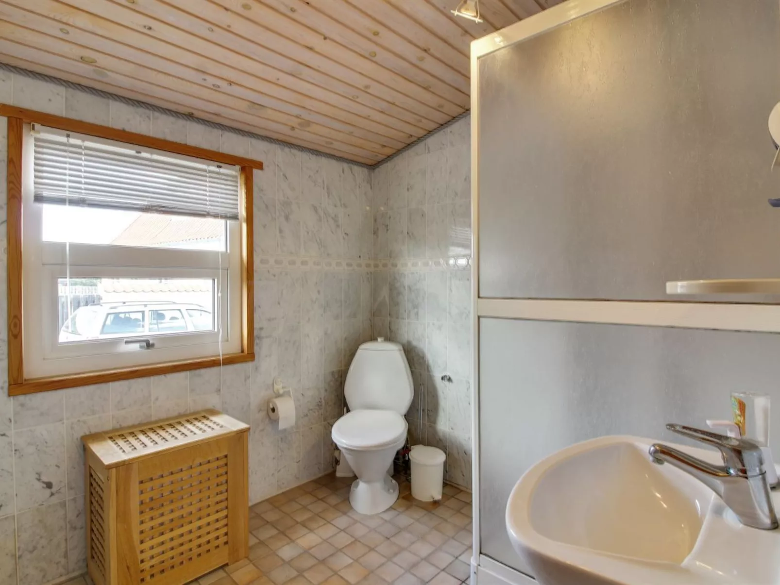 "Bozin" - 200m from the sea-Binnen