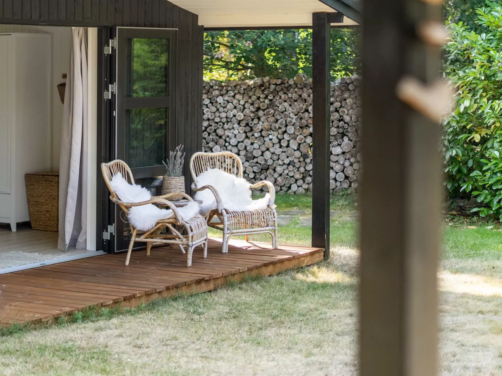 "Jelko" - 1.2km from the sea-Binnen