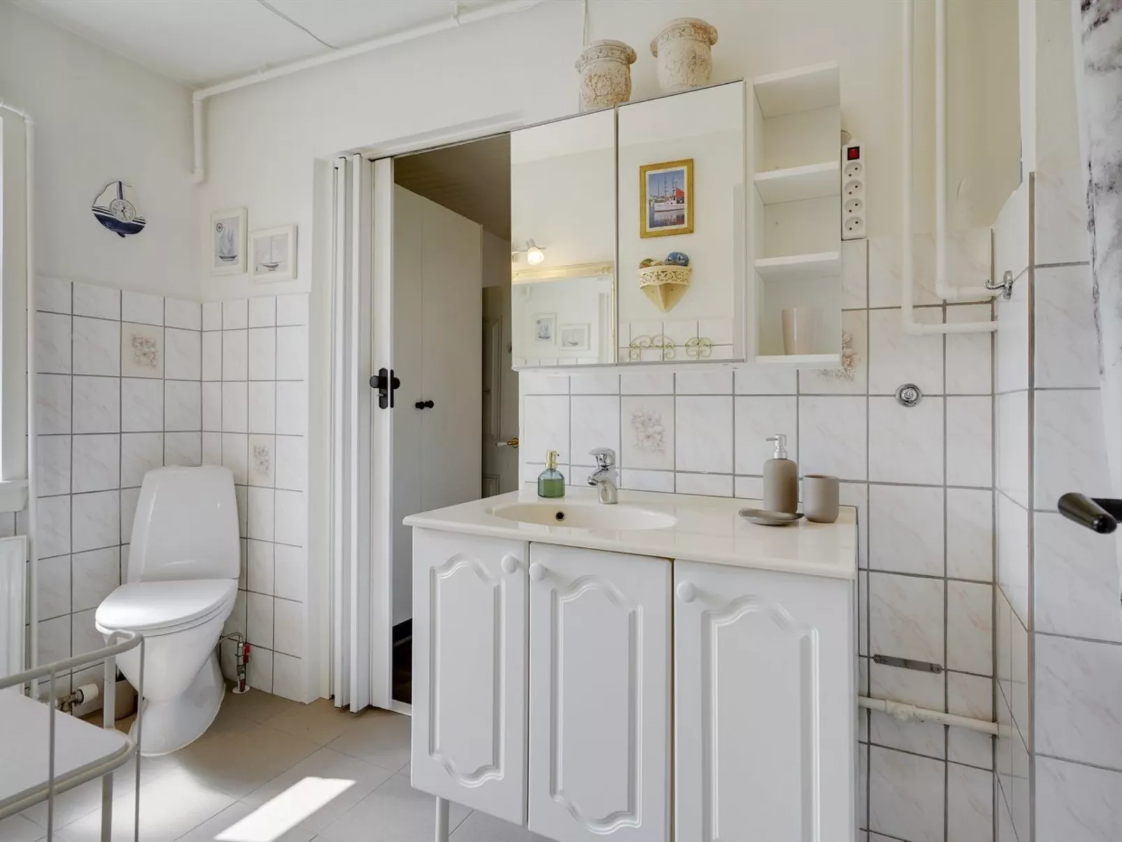 "Evje" - 250m from the sea-Binnen