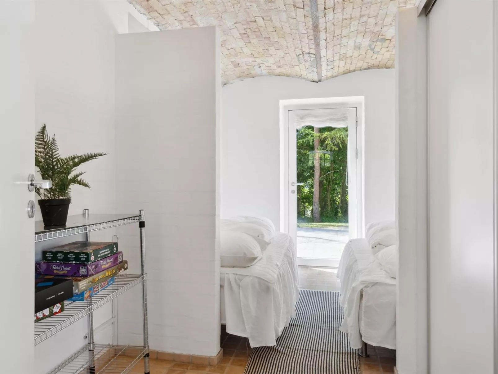 "Thilo" - 2.3km from the sea-Binnen