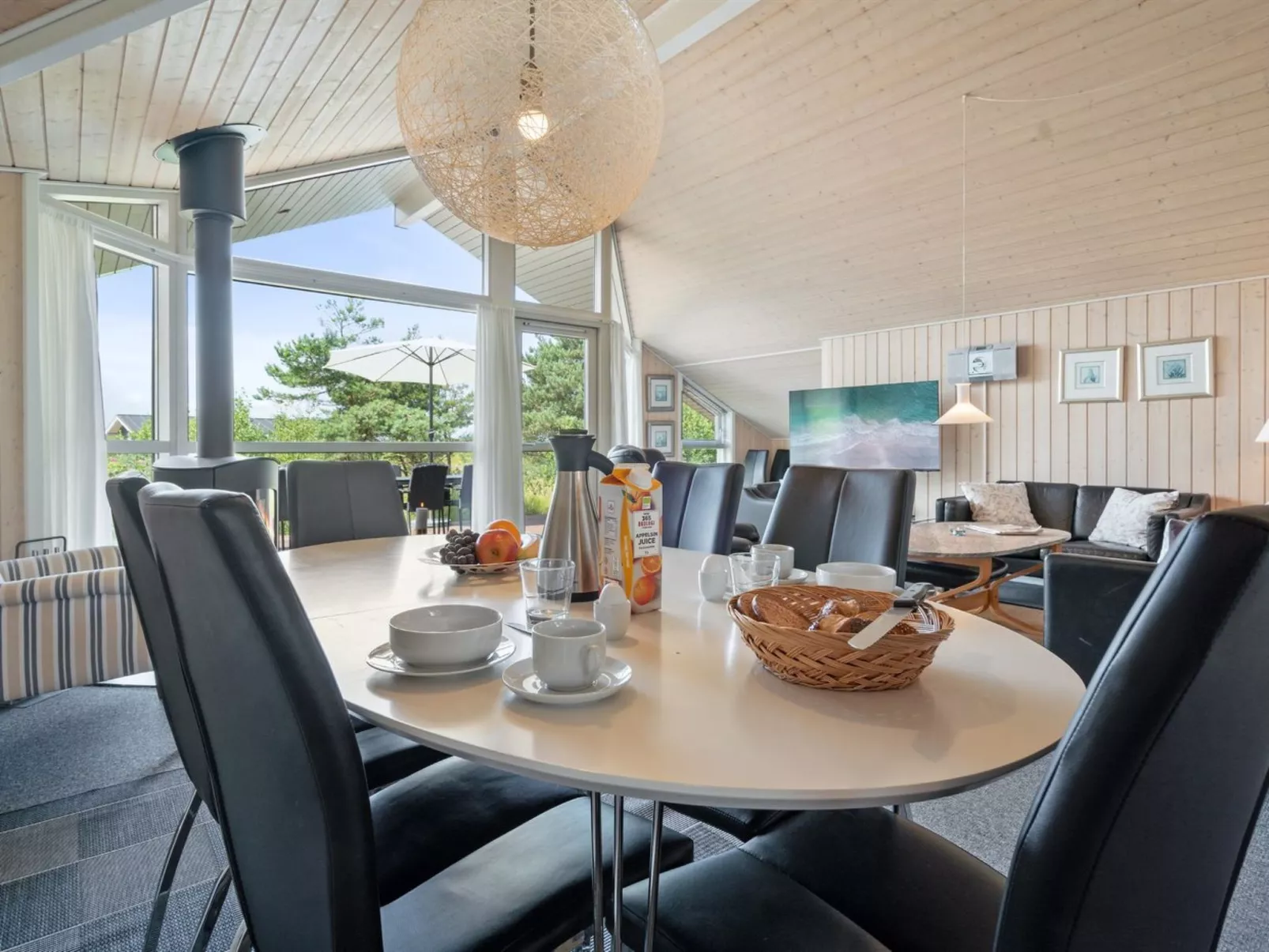 "Athalia" - 2.4km from the sea-Binnen