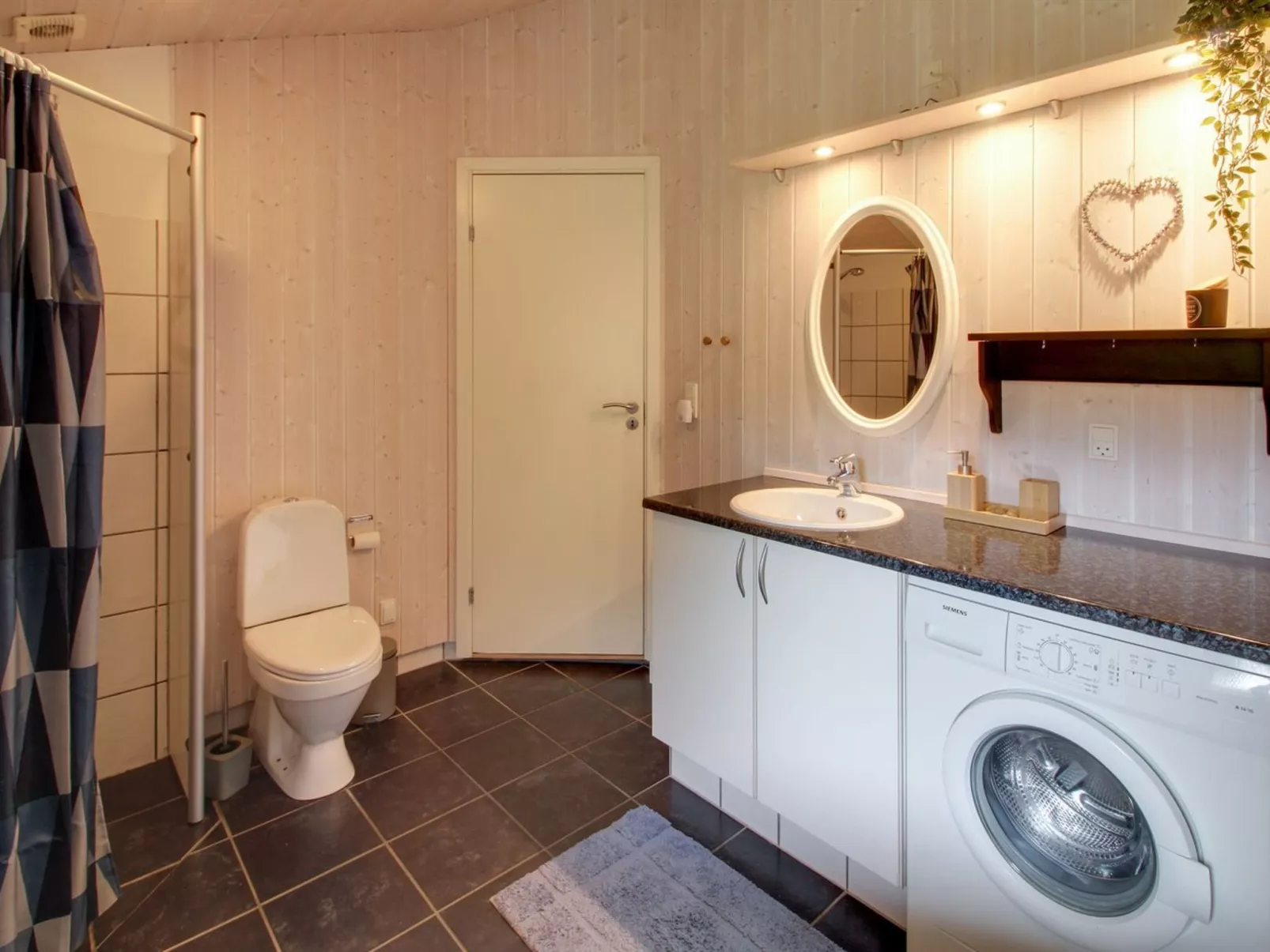 "Arvi" - 30km from the sea-Binnen