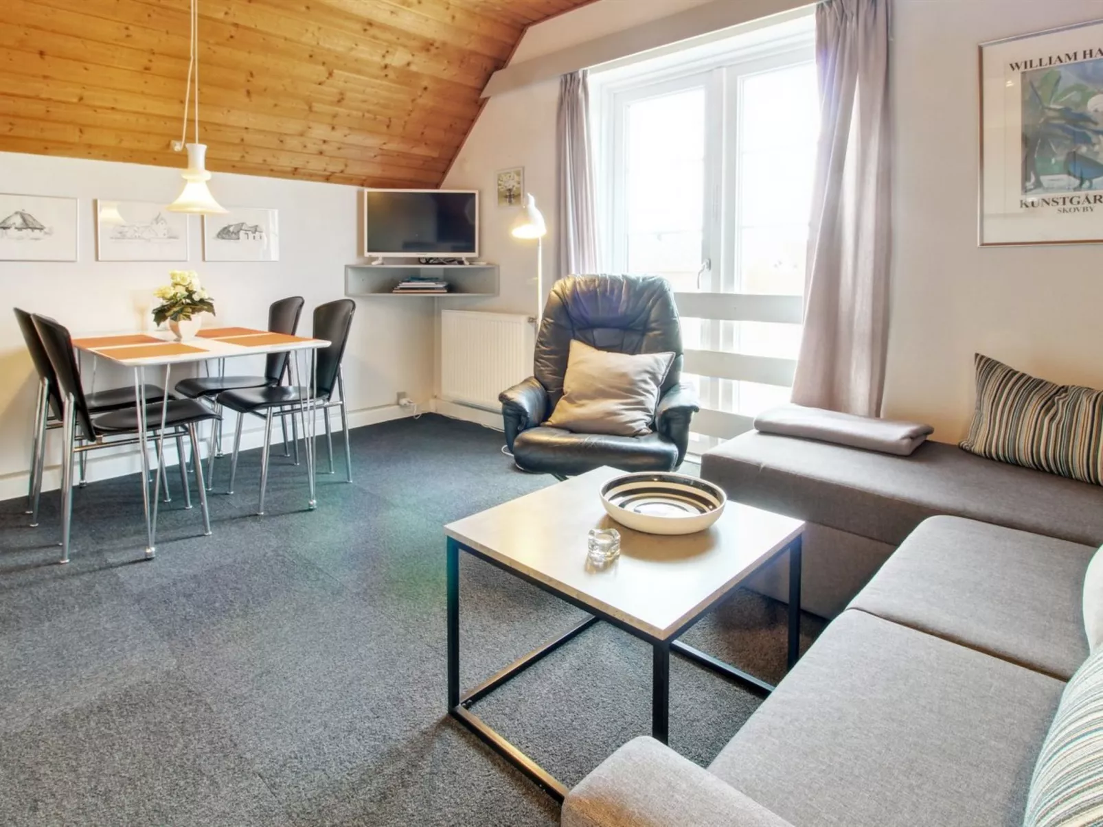 "Roya" - 1.9km from the sea-Binnen