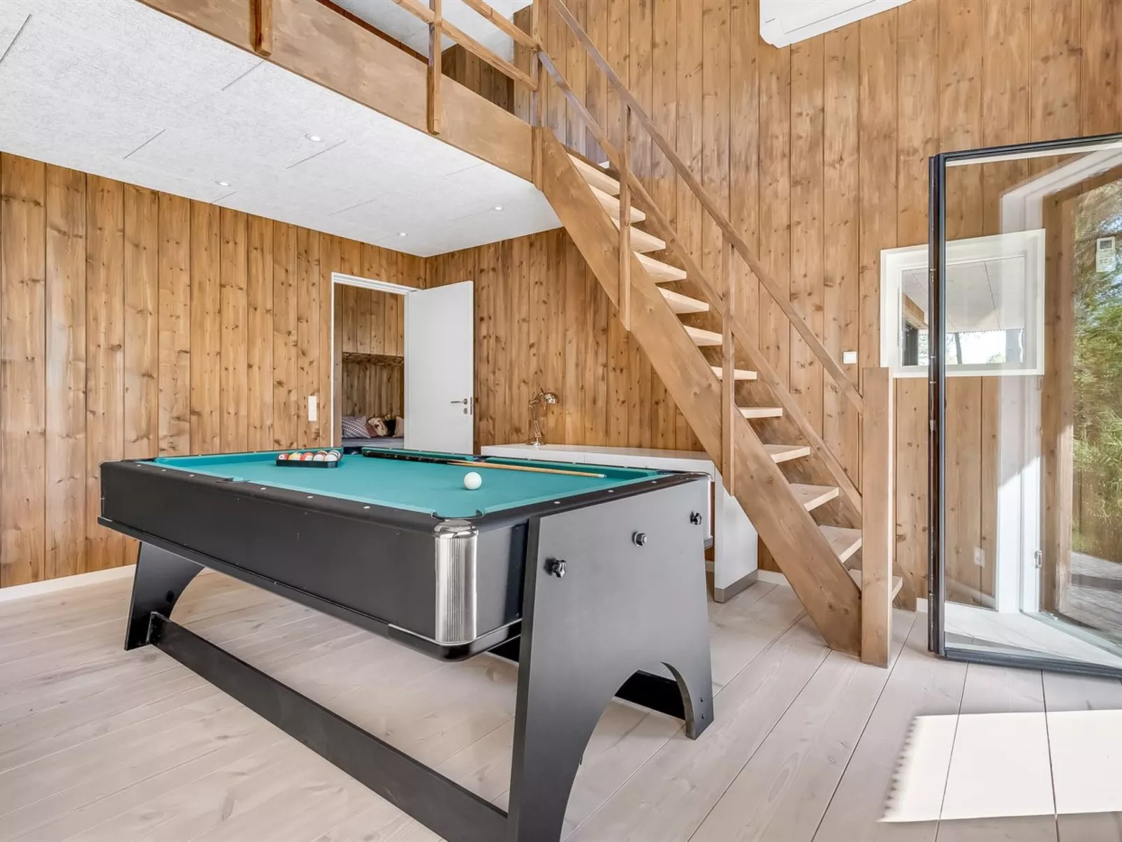 "Sylva" - 150m from the sea-Binnen