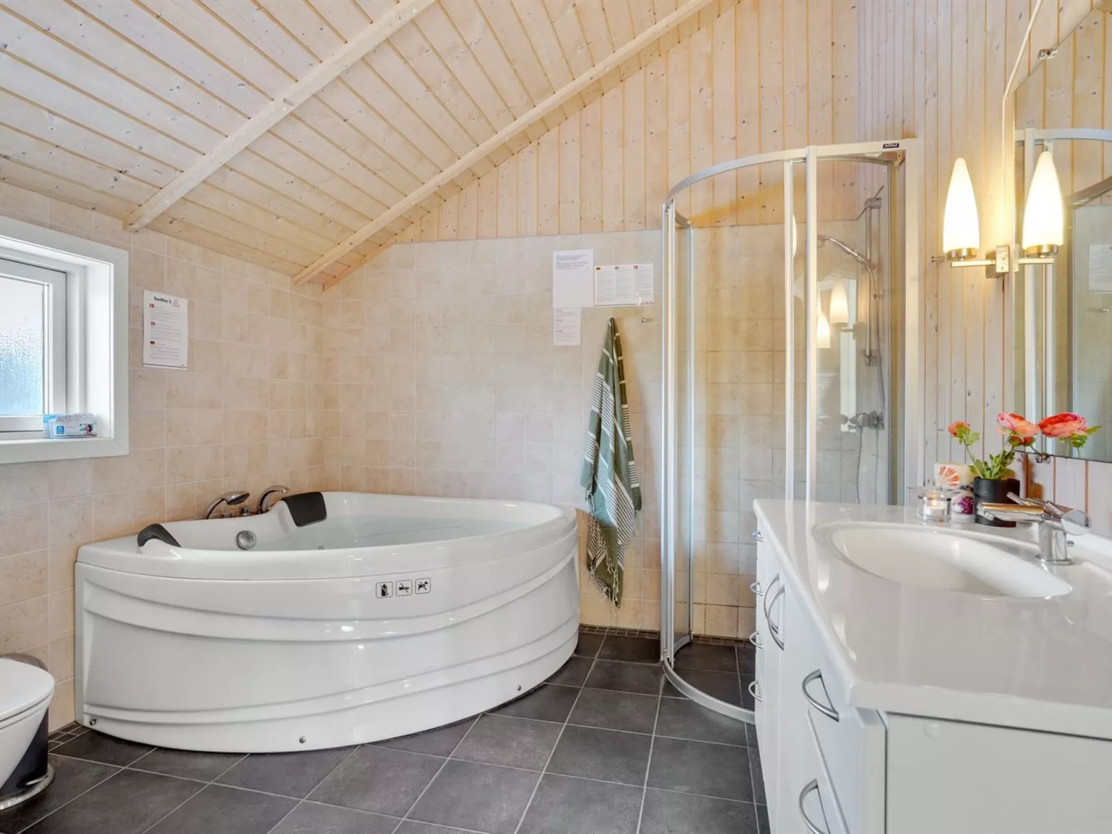 "Gertrud" -  from the sea-Binnen