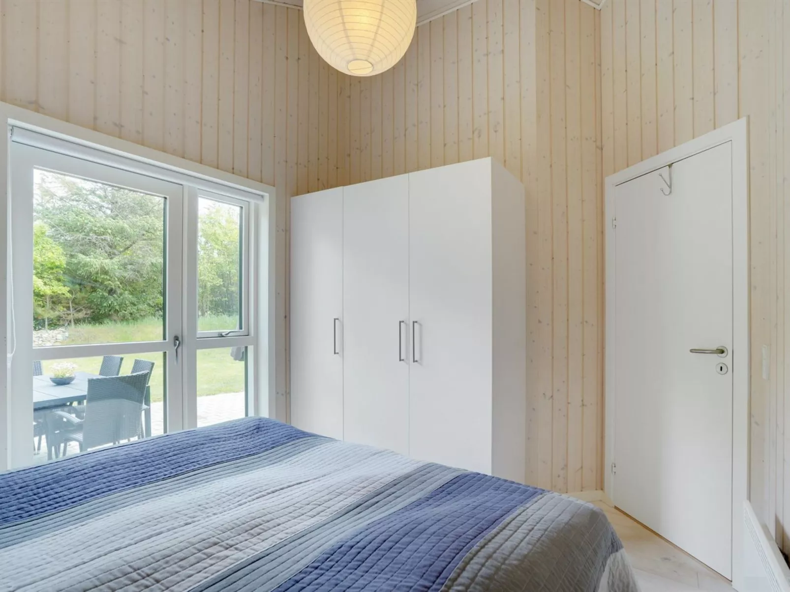 "Elevine" - 300m to the fjord-Binnen