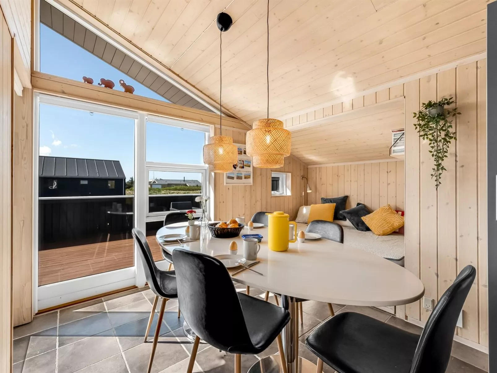 "Floriana" - 650m from the sea-Binnen