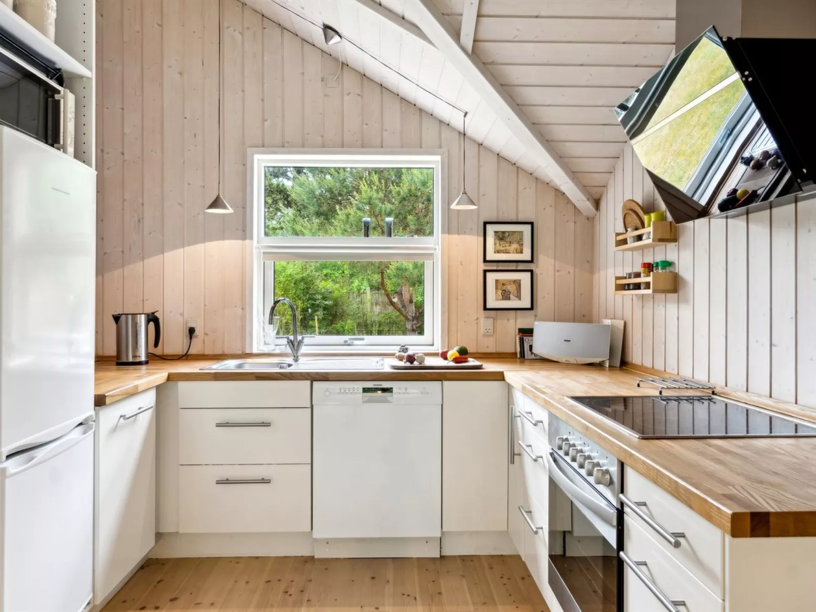 "Merina" - 700m from the sea-Binnen