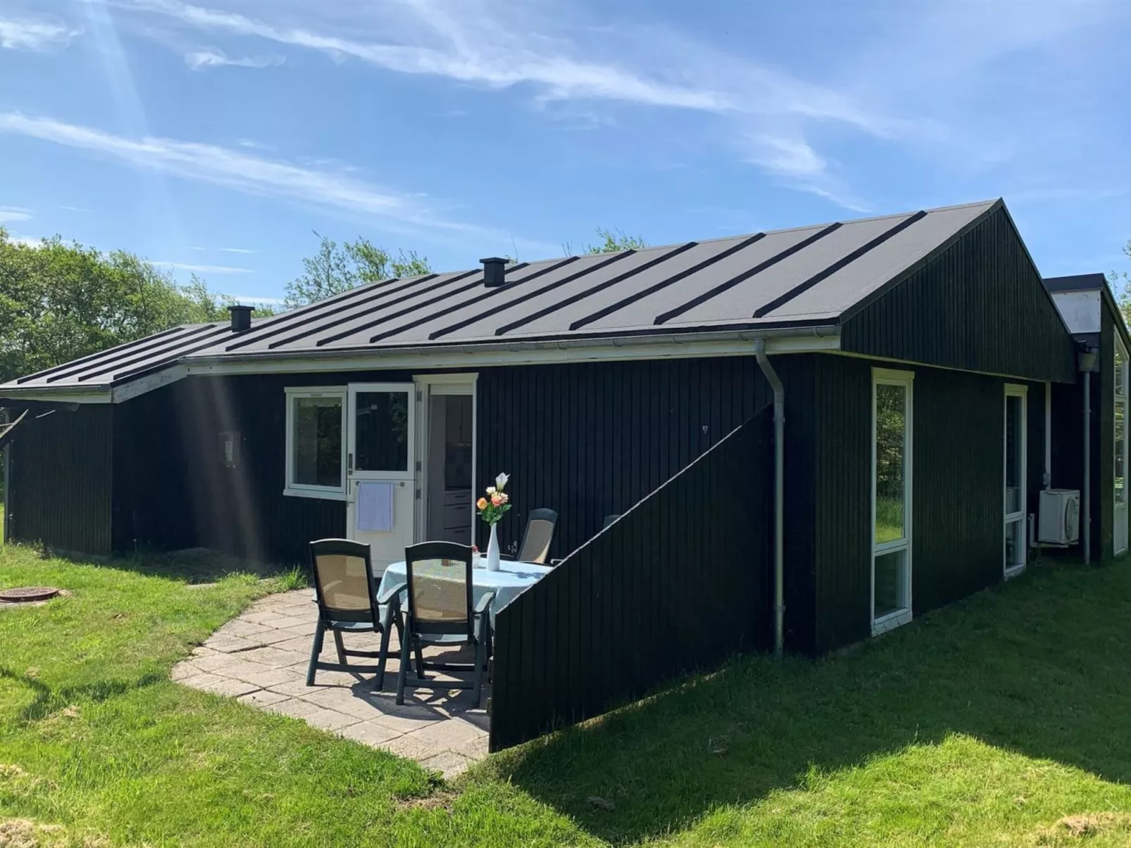 "Patrice" - 2km from the sea-Buiten