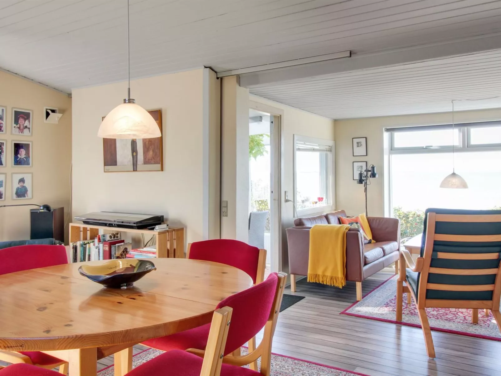 "Erno" - 20m from the sea-Binnen