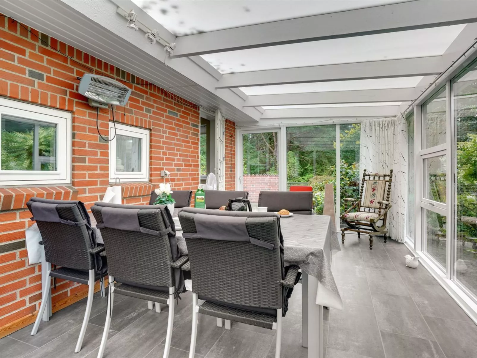 "Maksimilian" - 1.5km from the sea-Binnen