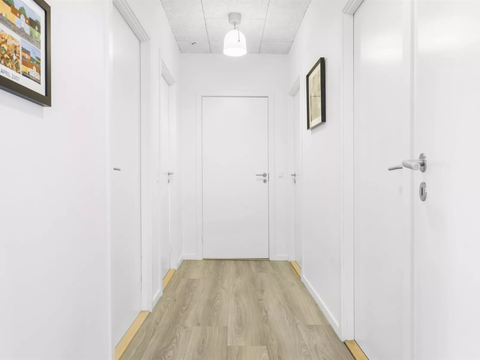 "Kirsi" - 1.6km from the sea-Binnen