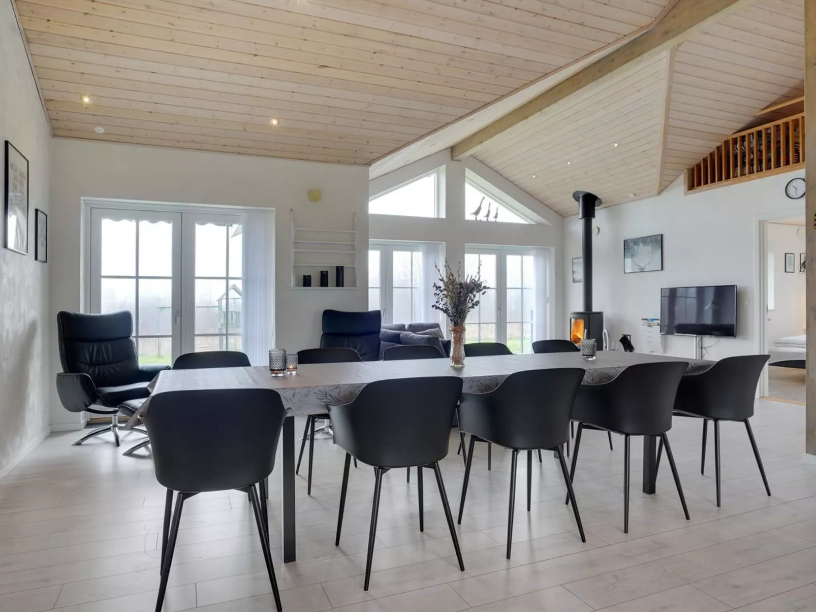 "Quanna" - 30km from the sea-Binnen