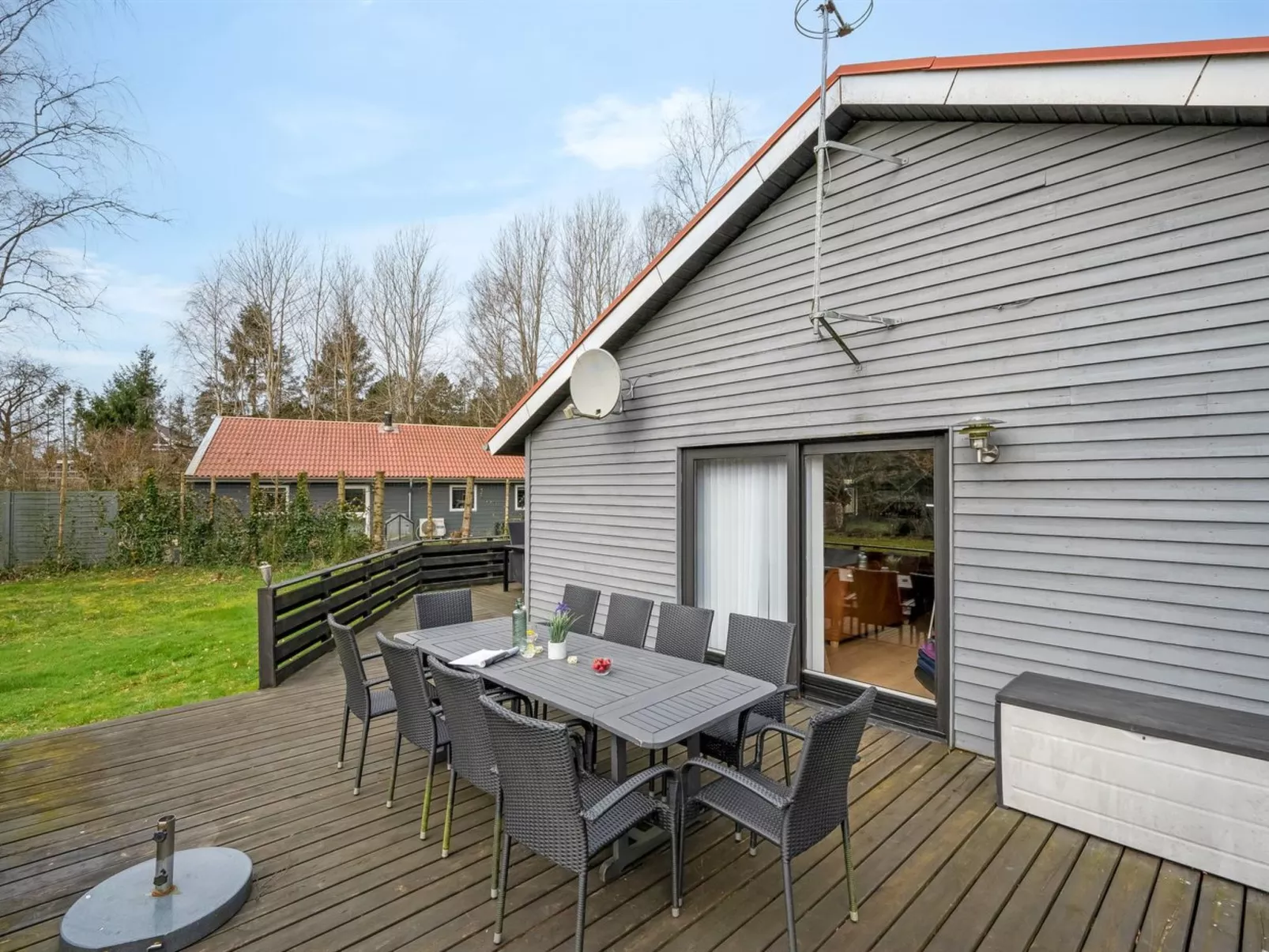 "Anine" - 200m to the fjord-Buiten