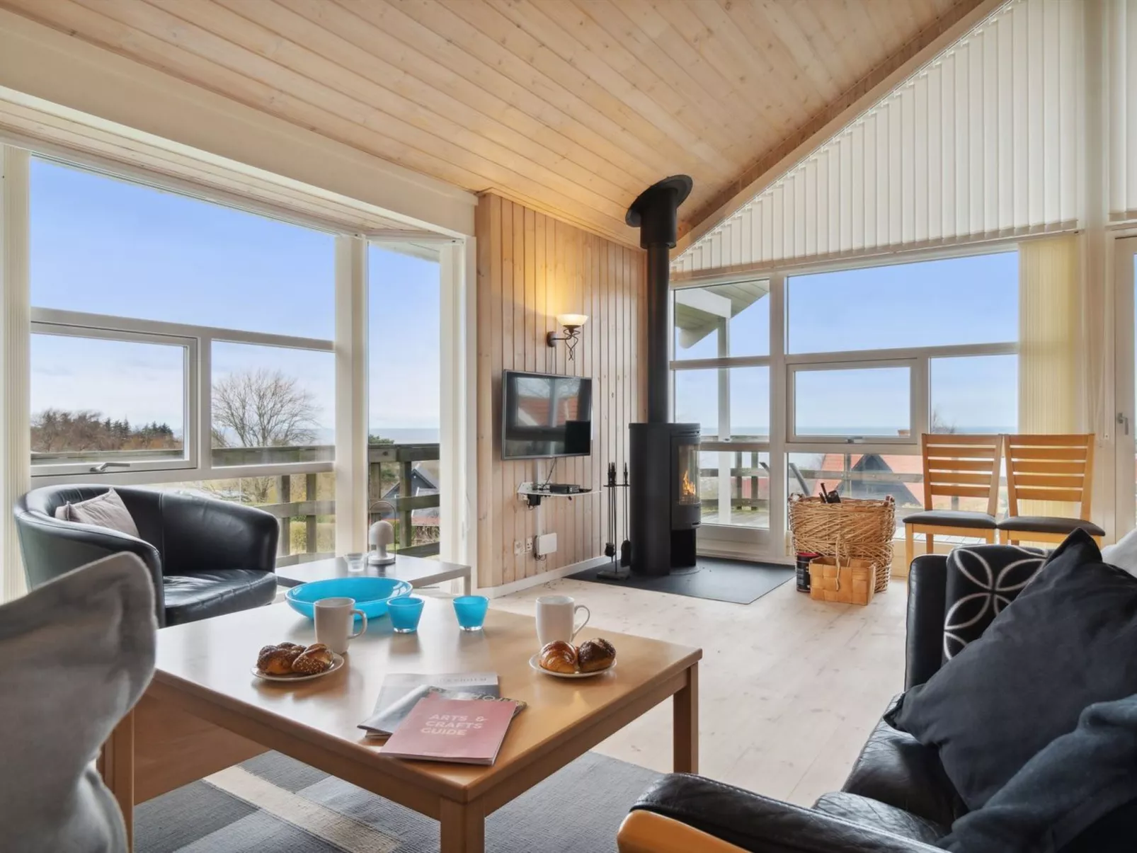 "Paaske" - 350m from the sea-Binnen