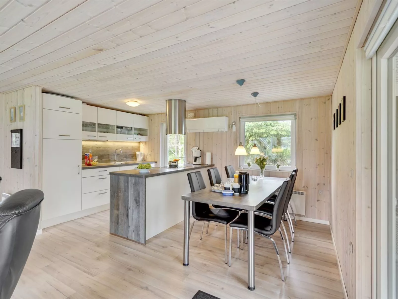 "Sheemen" - 700m to the fjord-Binnen