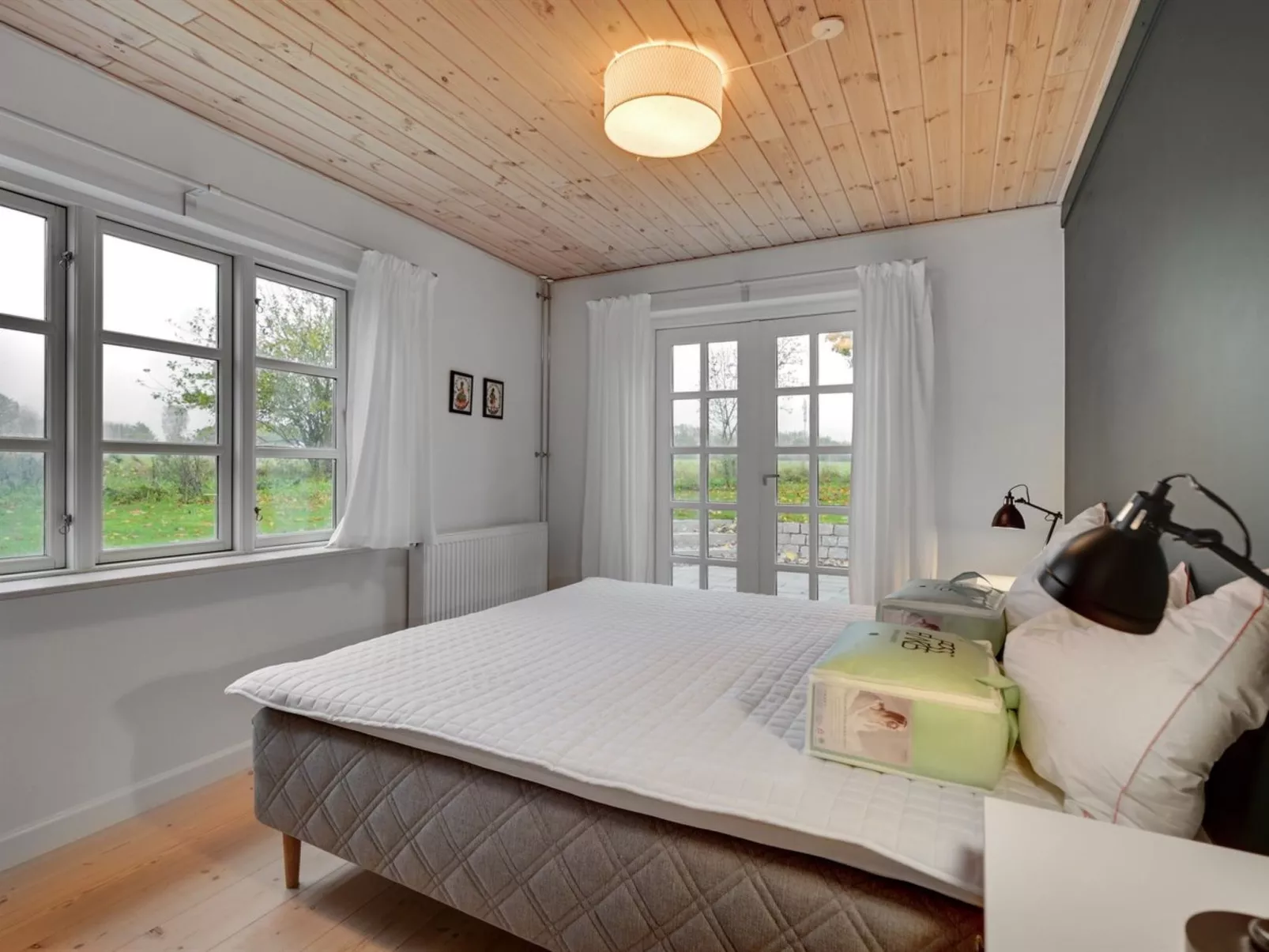 "Malinda" - 500m from the sea-Binnen