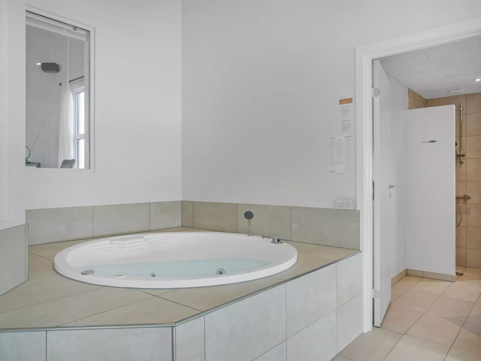 "Saku" - 495m to the fjord-Binnen