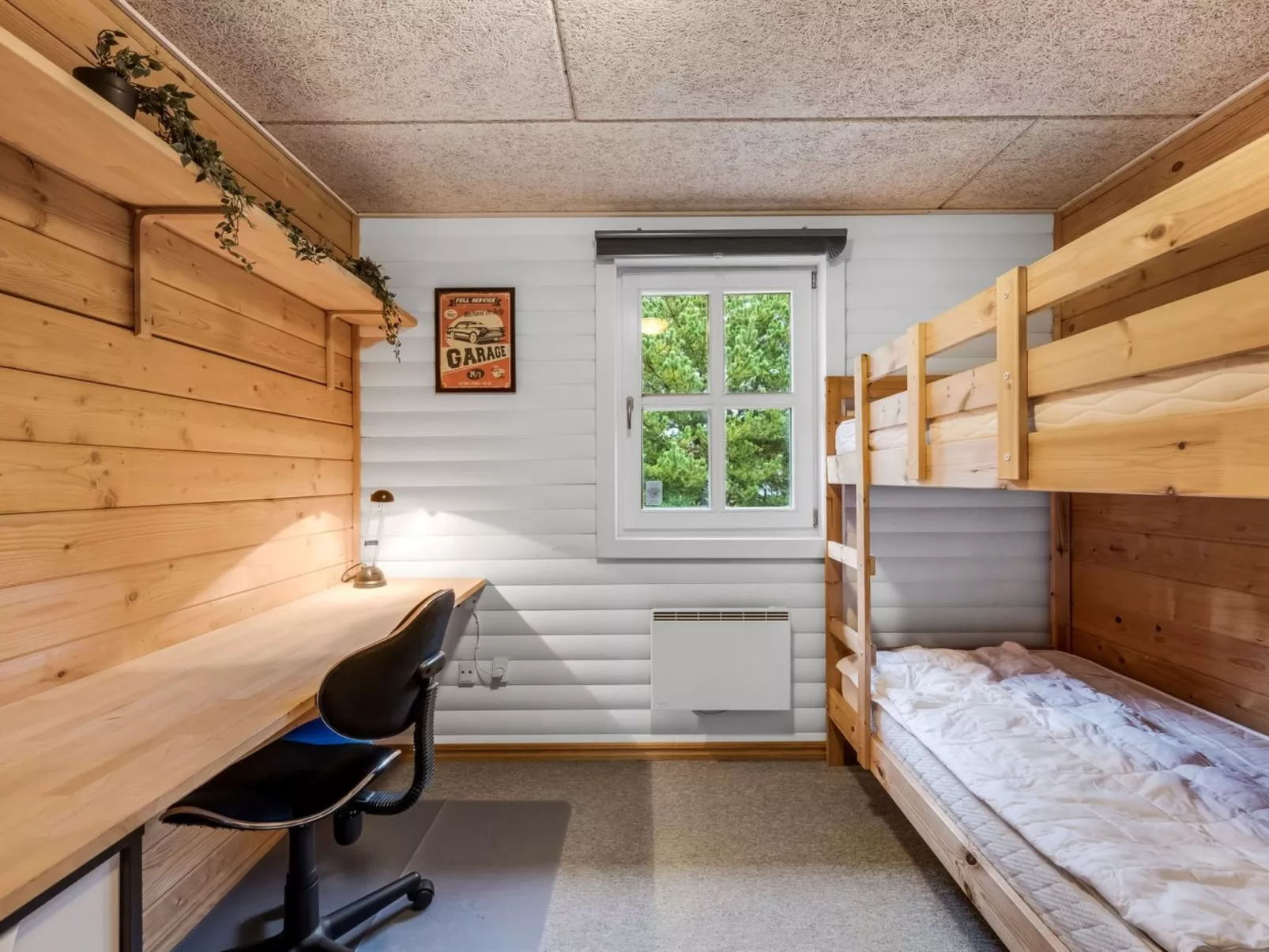 "Yvonna" - 350m to the fjord-Binnen