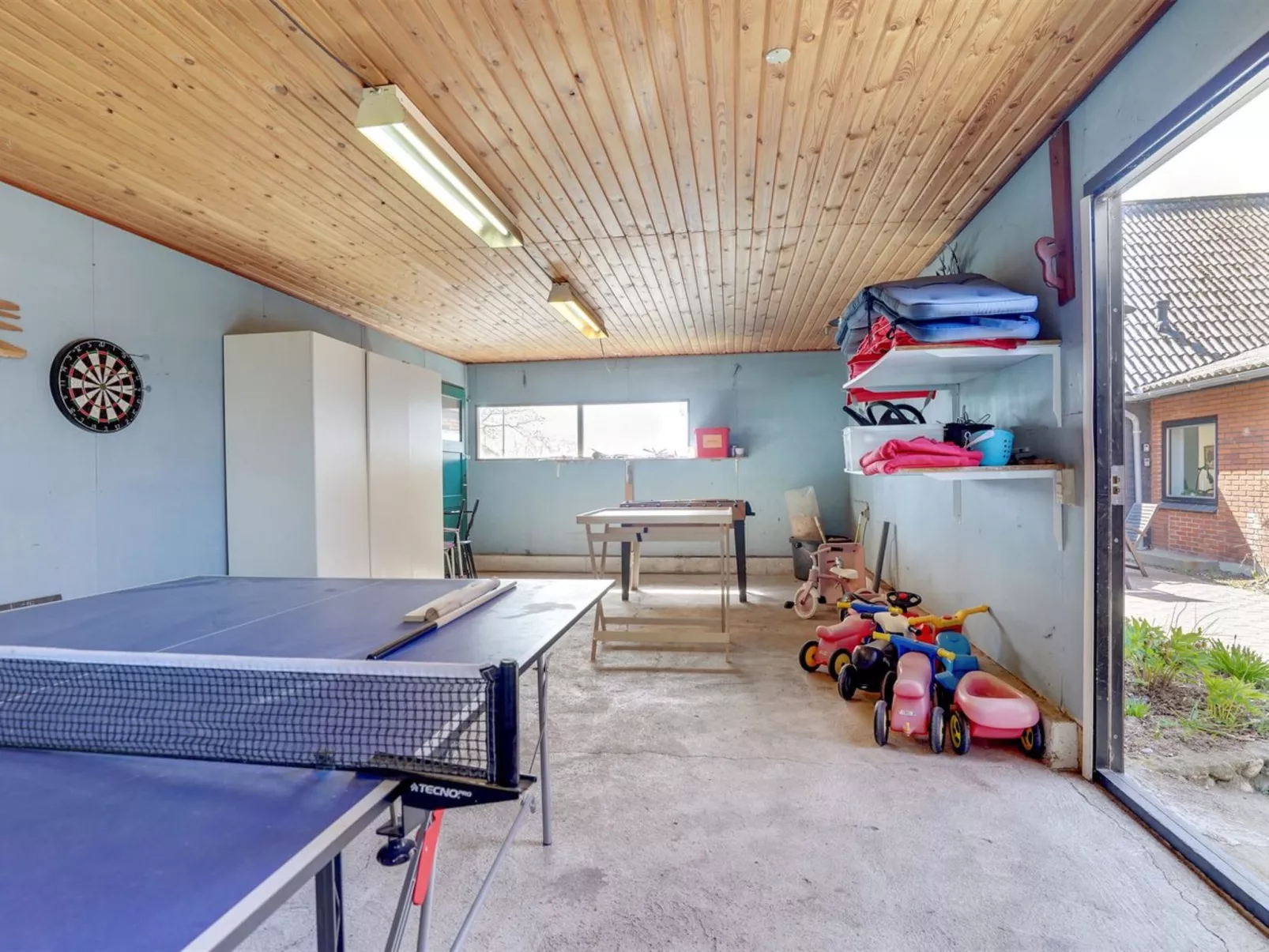 "Emin" - 100m from the sea-Binnen