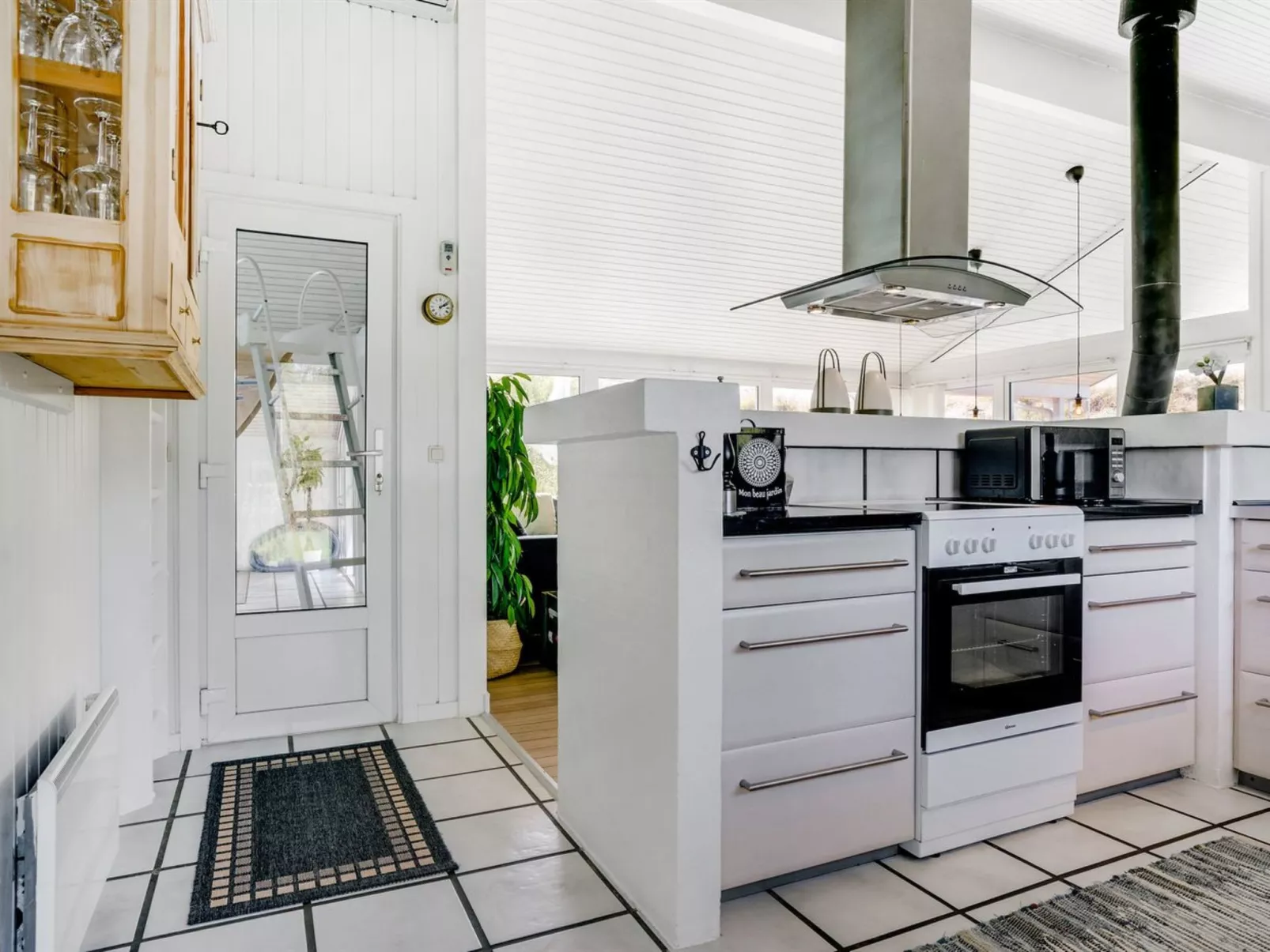 "Nilson" - 1.4km from the sea-Binnen