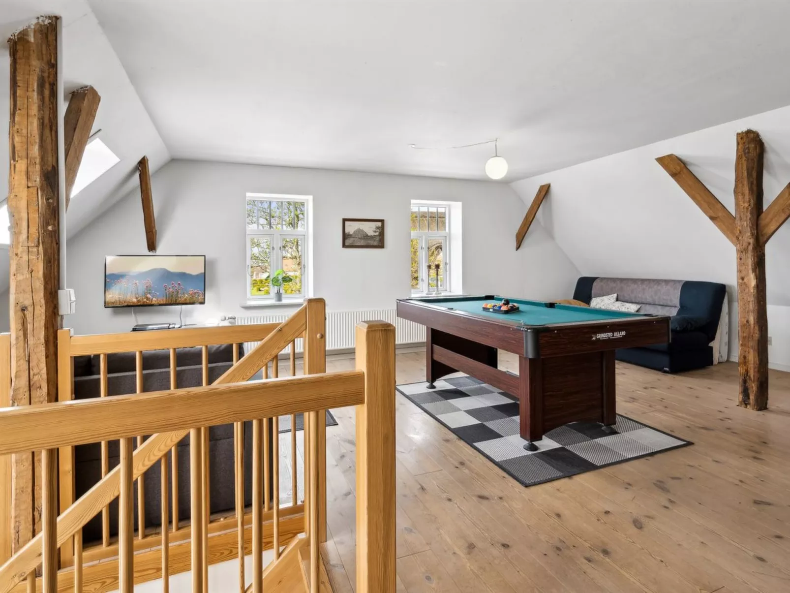 "Adine" - 13km from the sea-Binnen