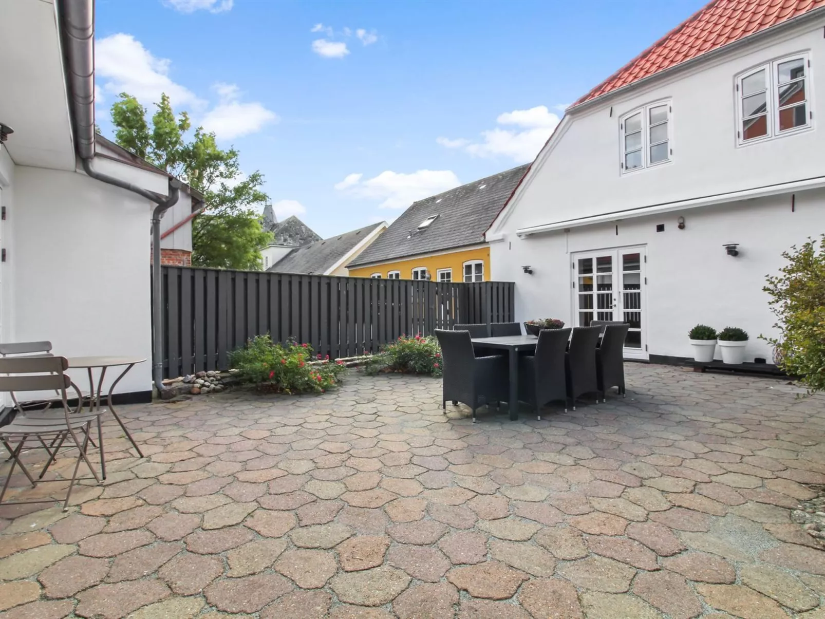 "Reeta" - 32km from the sea-Buiten