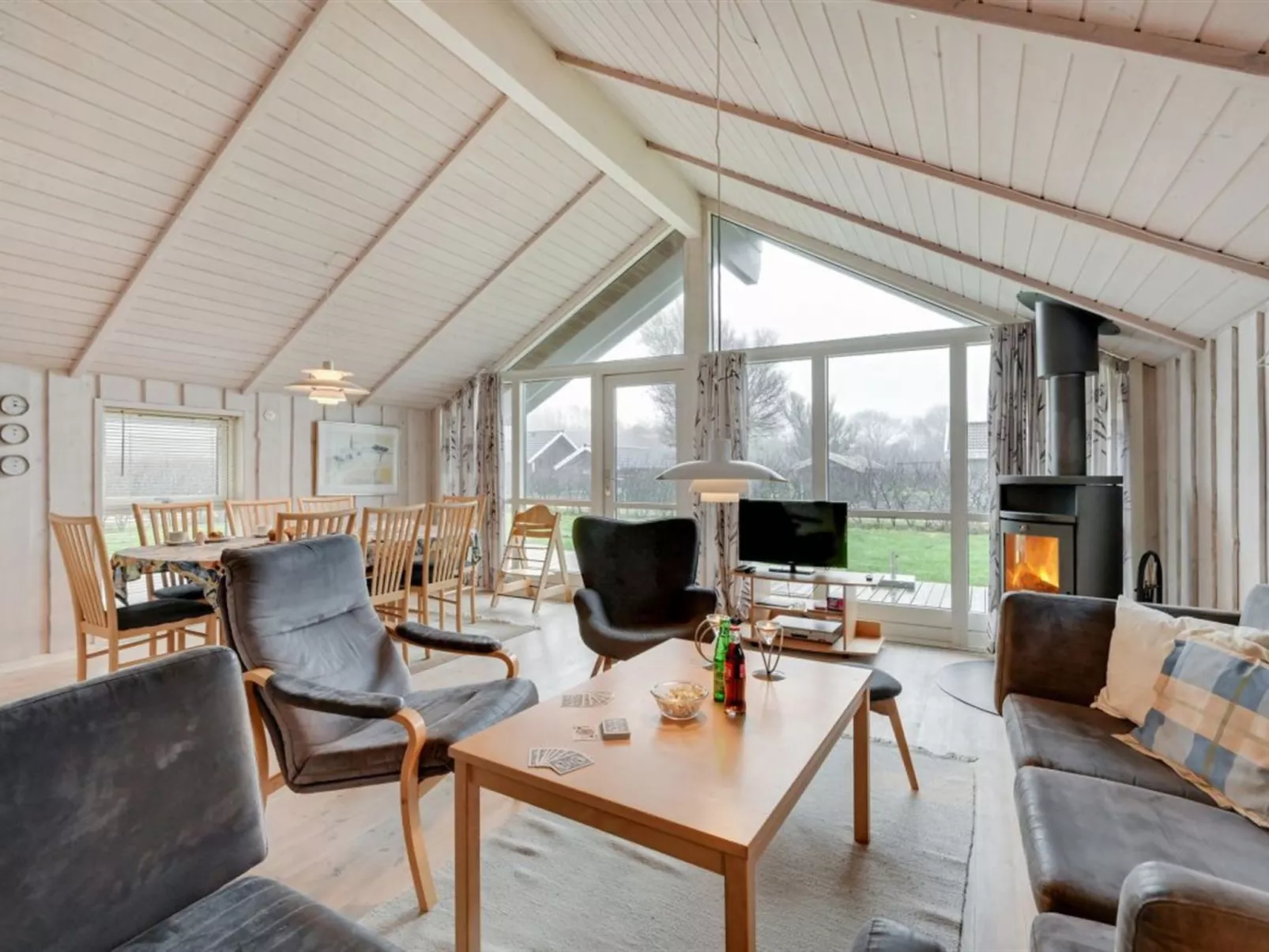 "Clarina" - 800m to the fjord-Binnen