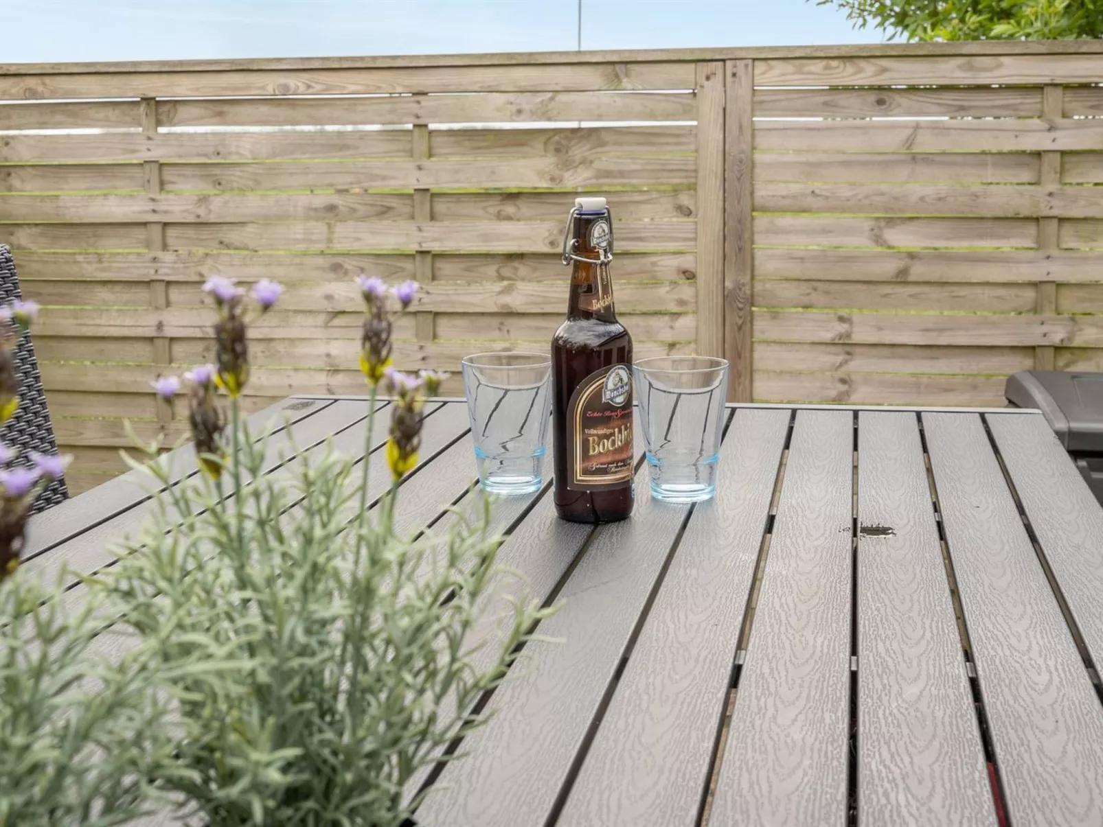 "Inda" - 10km from the sea-Buiten