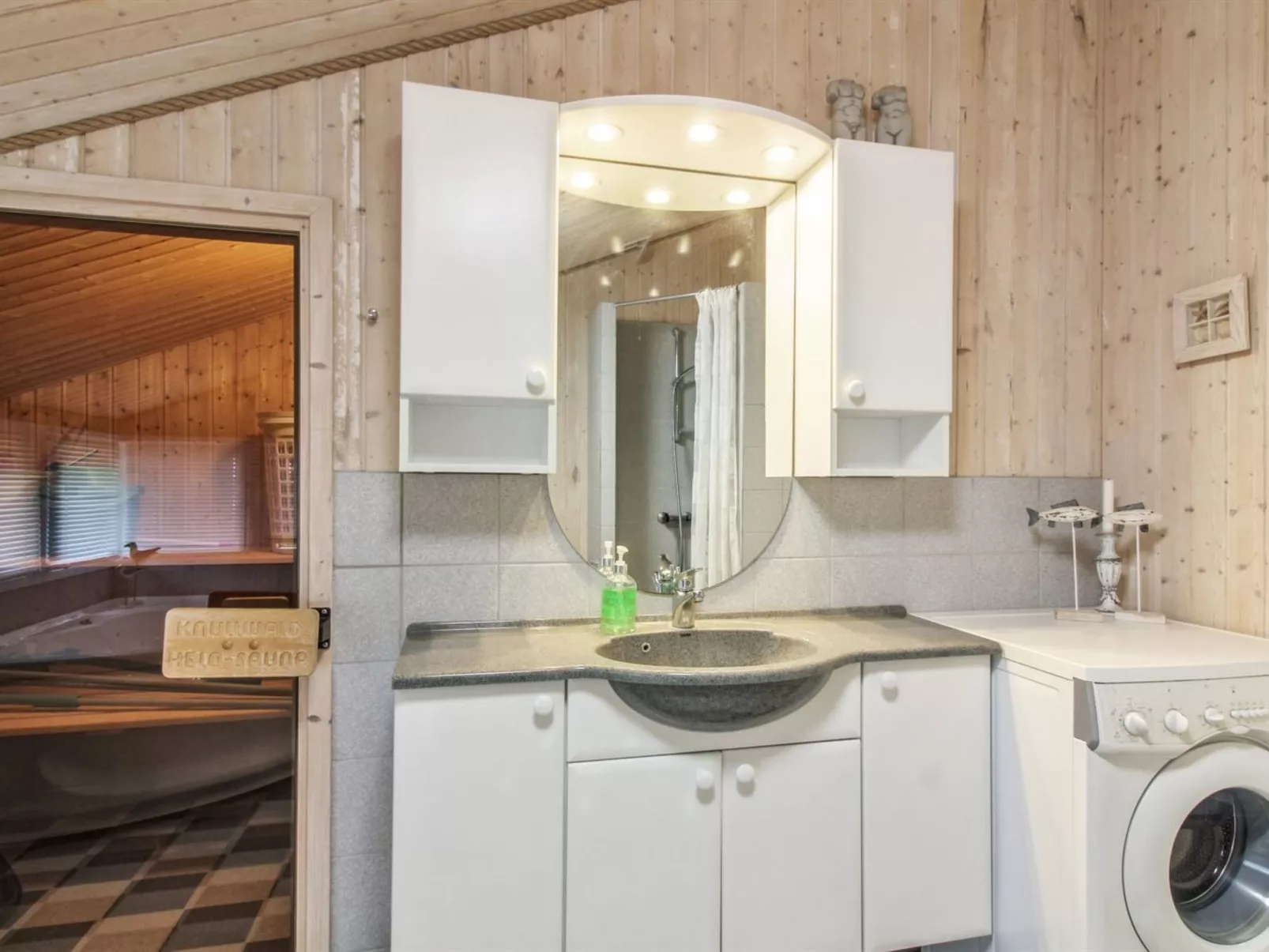 "Zuhra" - 250m from the sea-Binnen