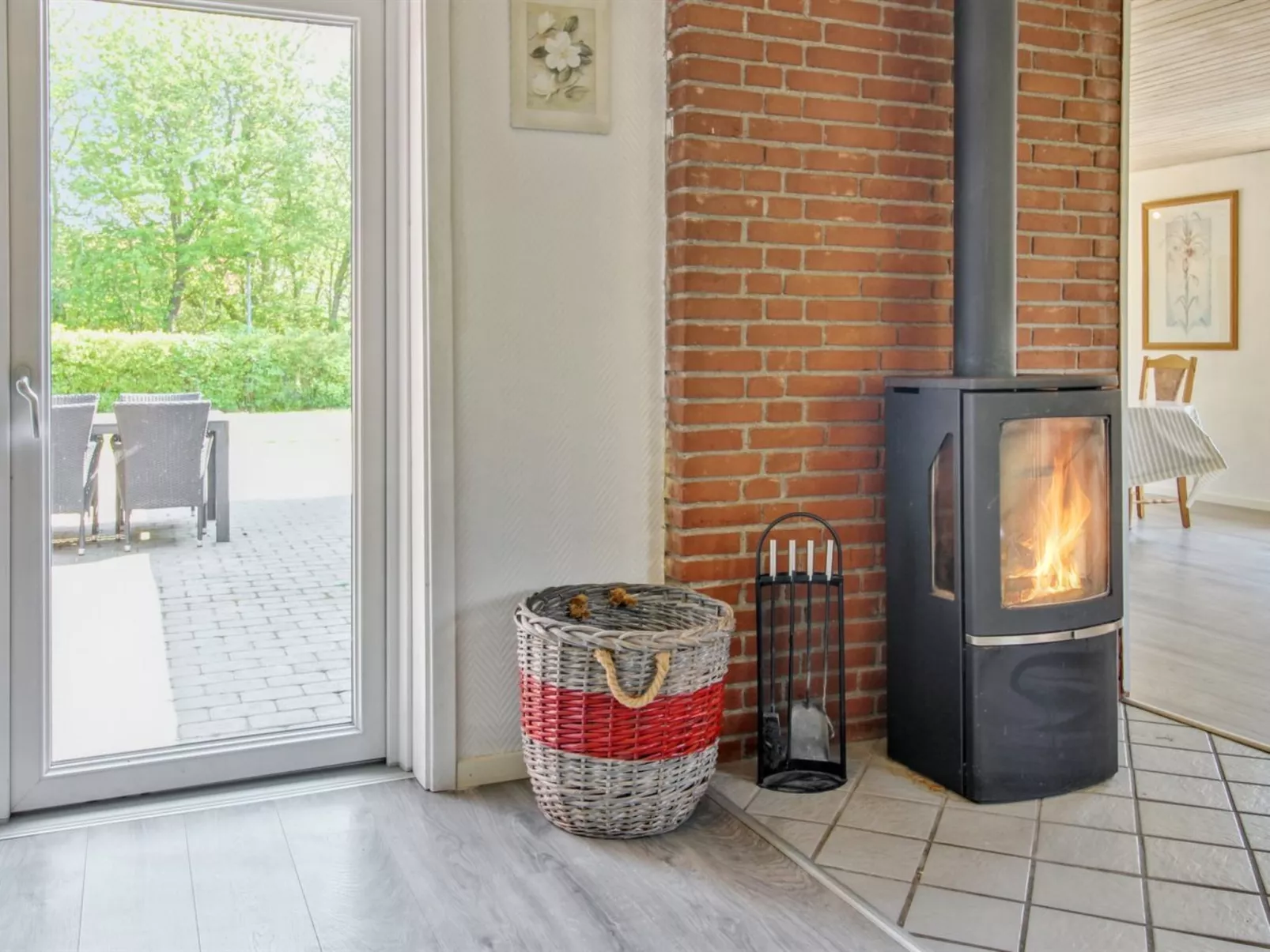 "Aku" - 24km from the sea-Binnen