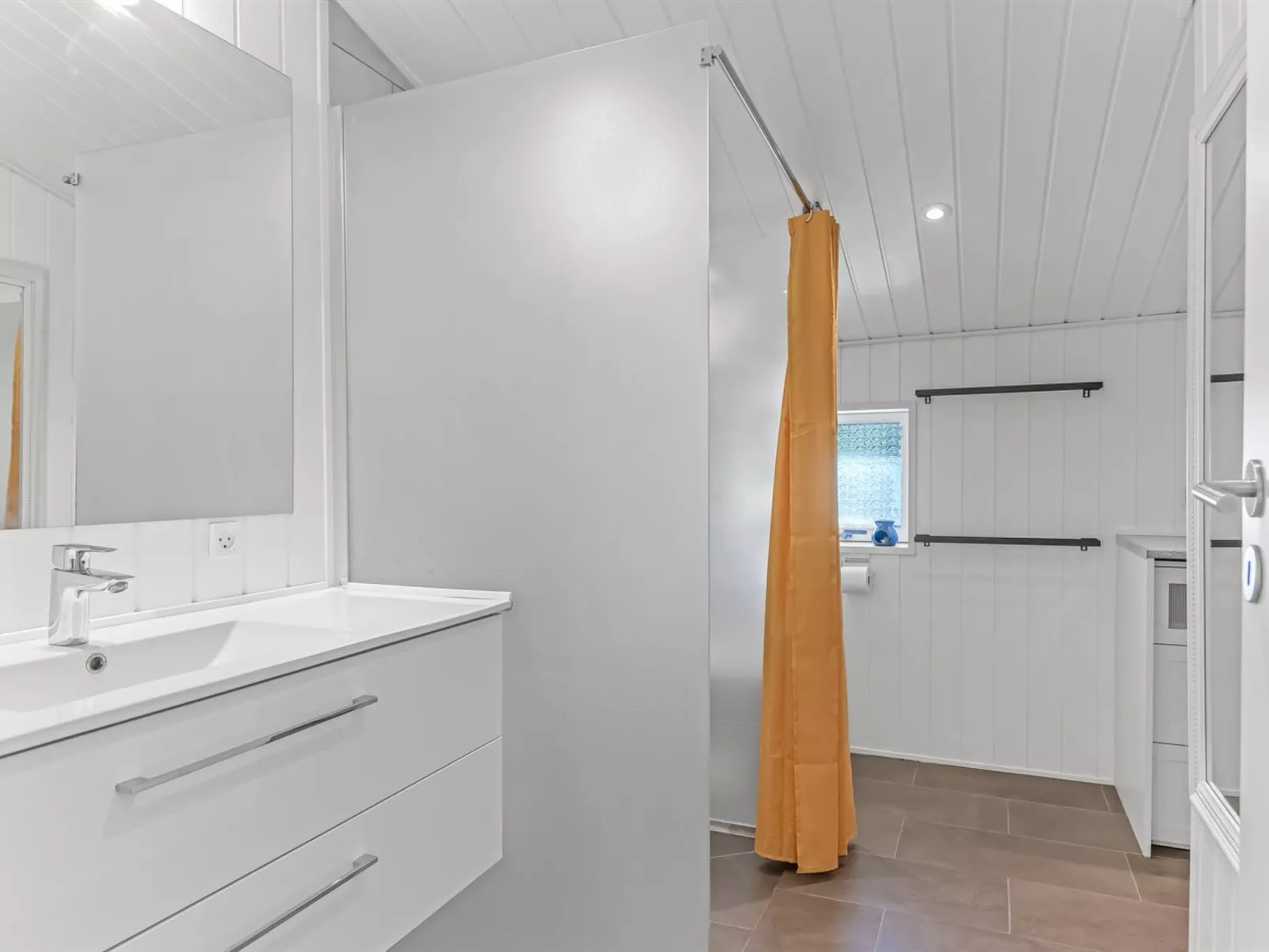 "Thorsten" - 500m from the sea-Binnen