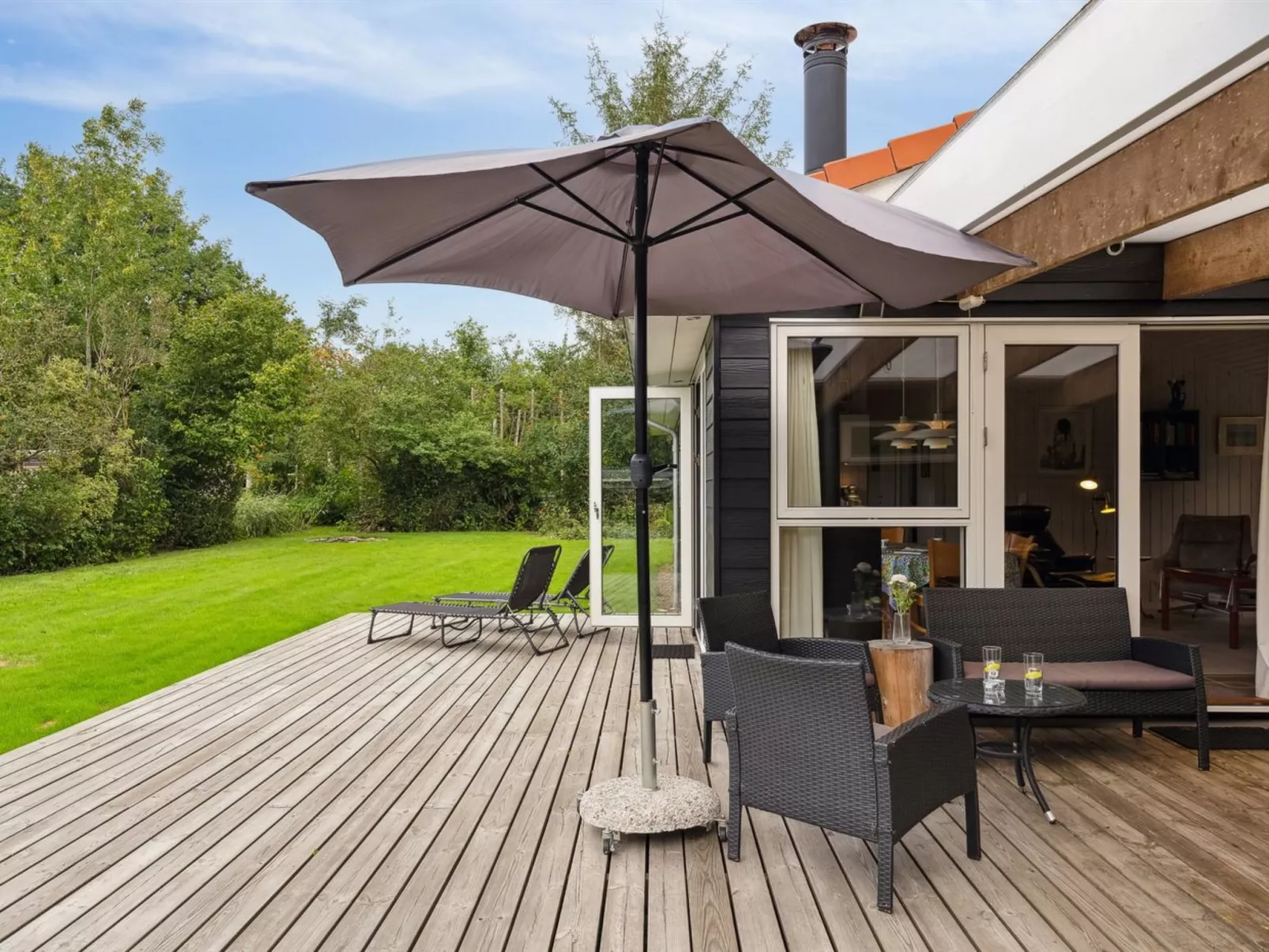 "Rikus" - 300m from the sea-Buiten