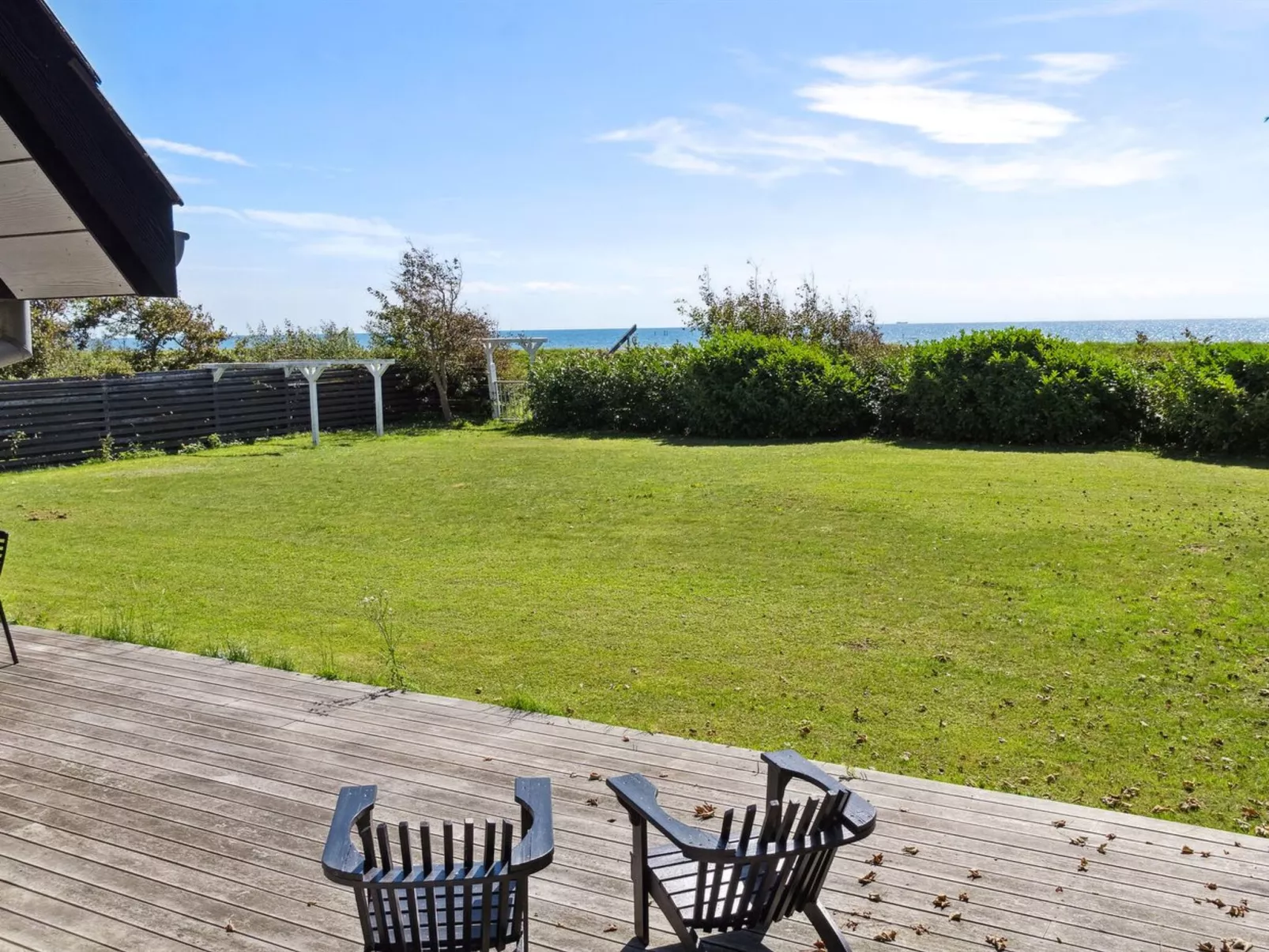 "Esme" - 30m from the sea-Buiten