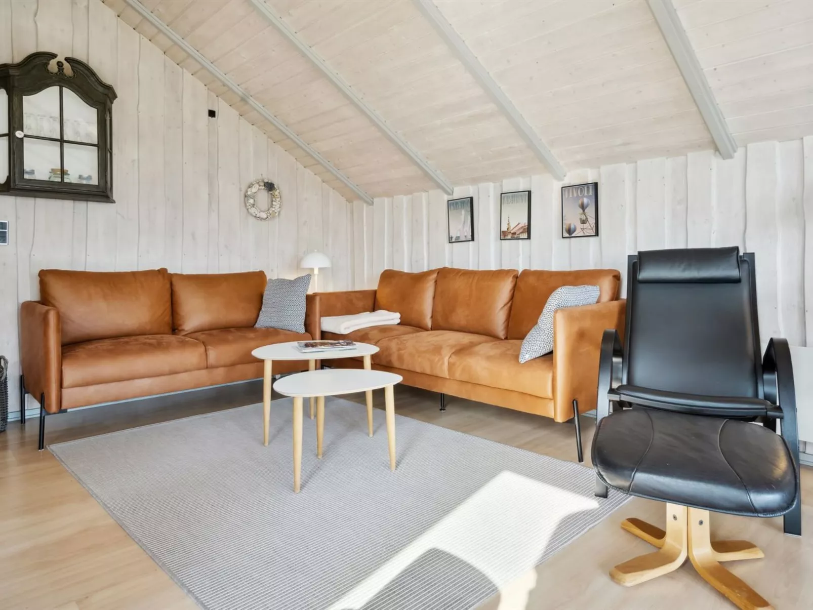 "Algut" - 75m from the sea-Binnen