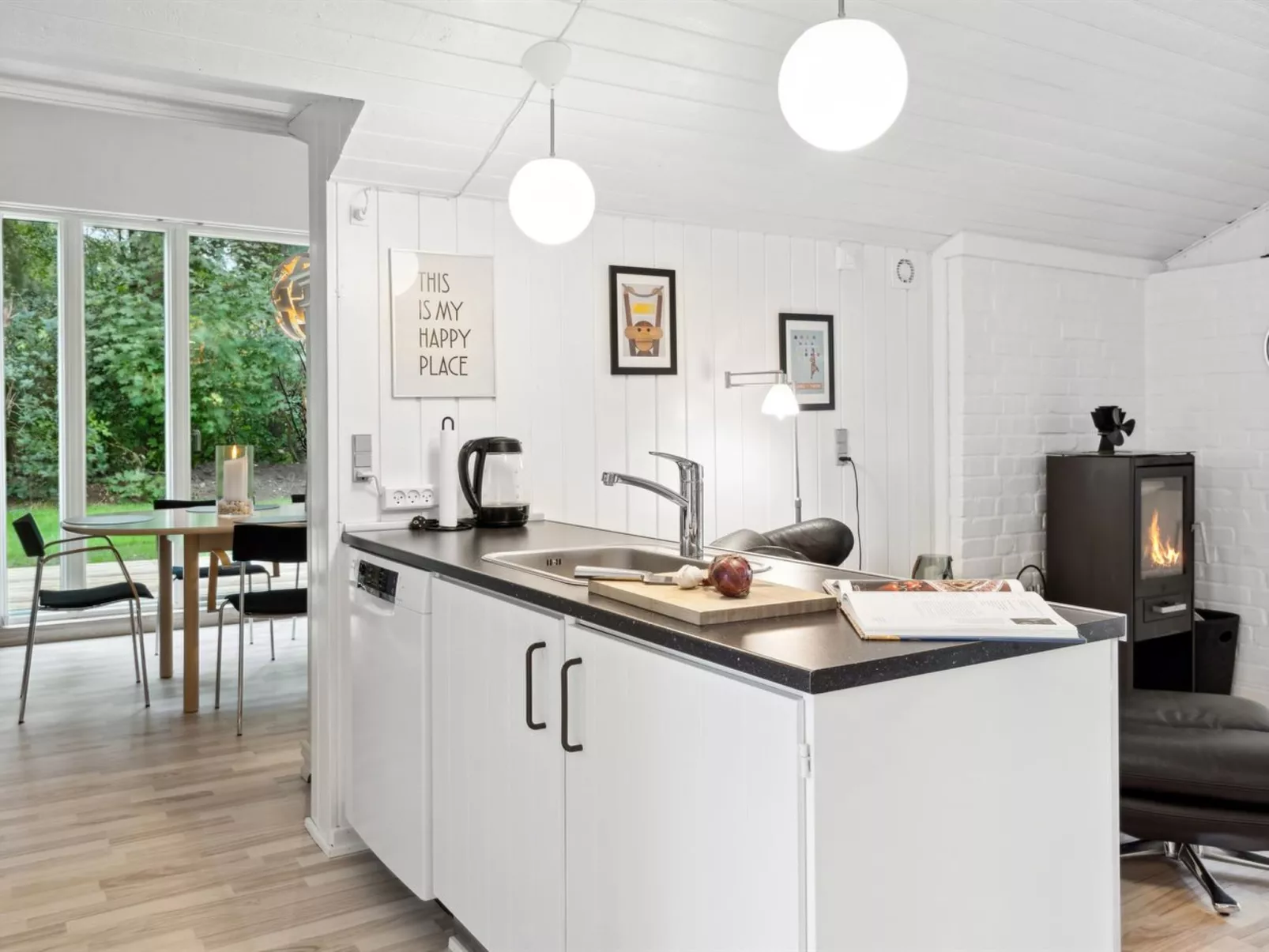 "Brynhild" - 30km from the sea-Binnen