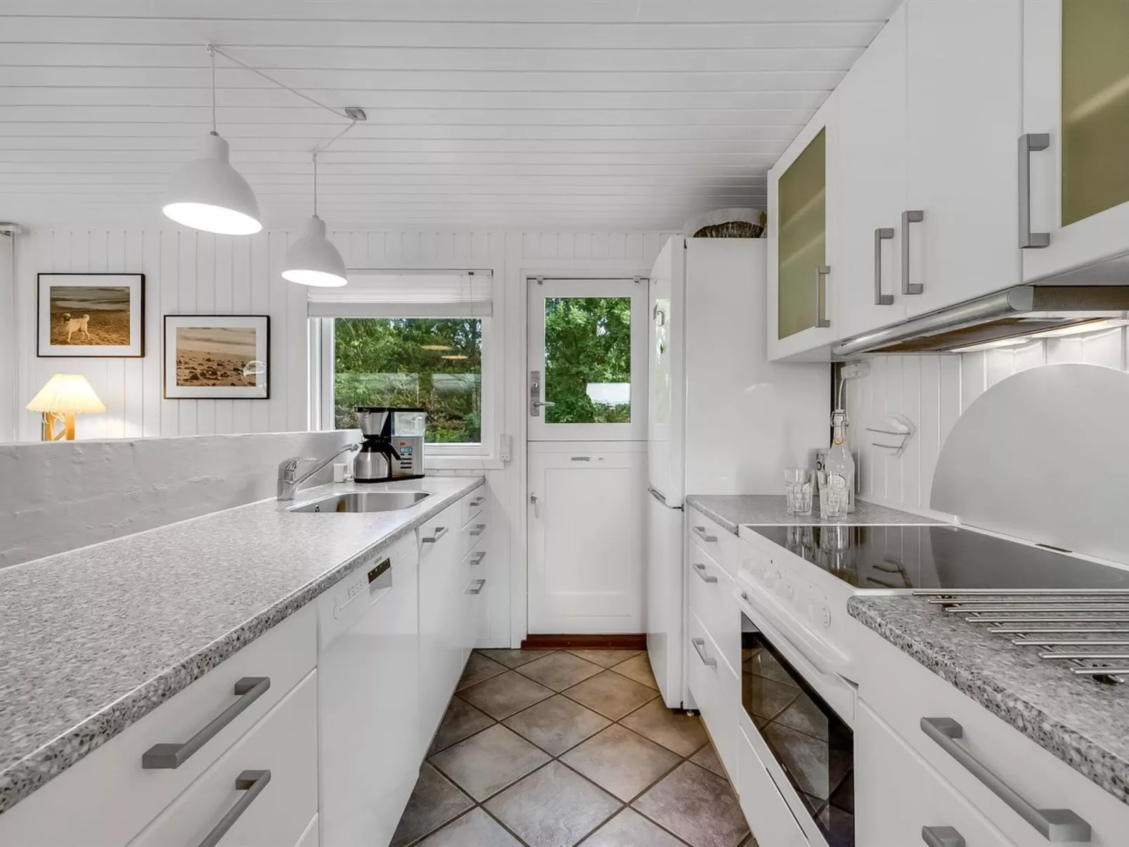 "Waghn" - 800m to the fjord-Binnen