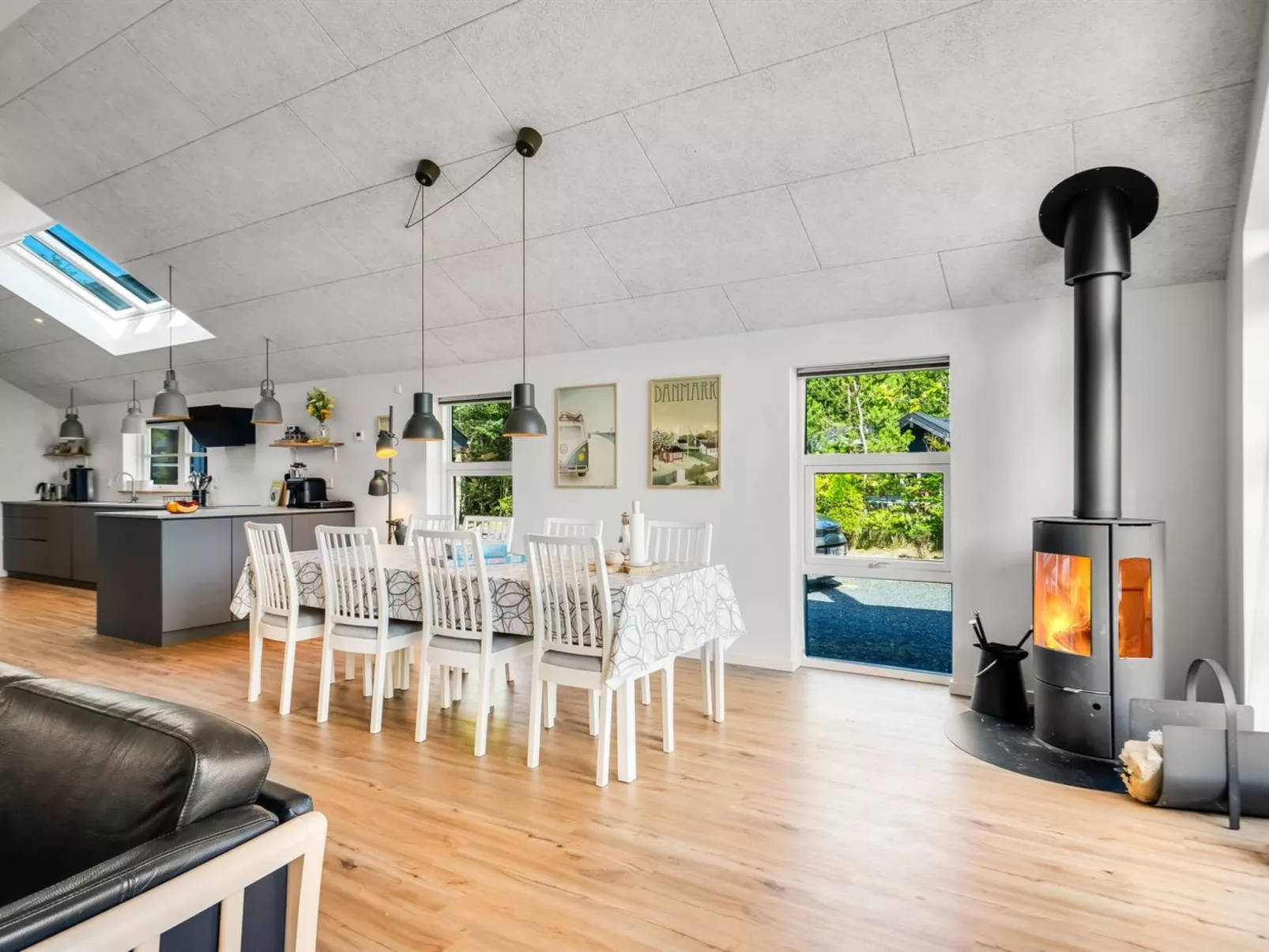 "Roska" - 1.3km from the sea-Binnen