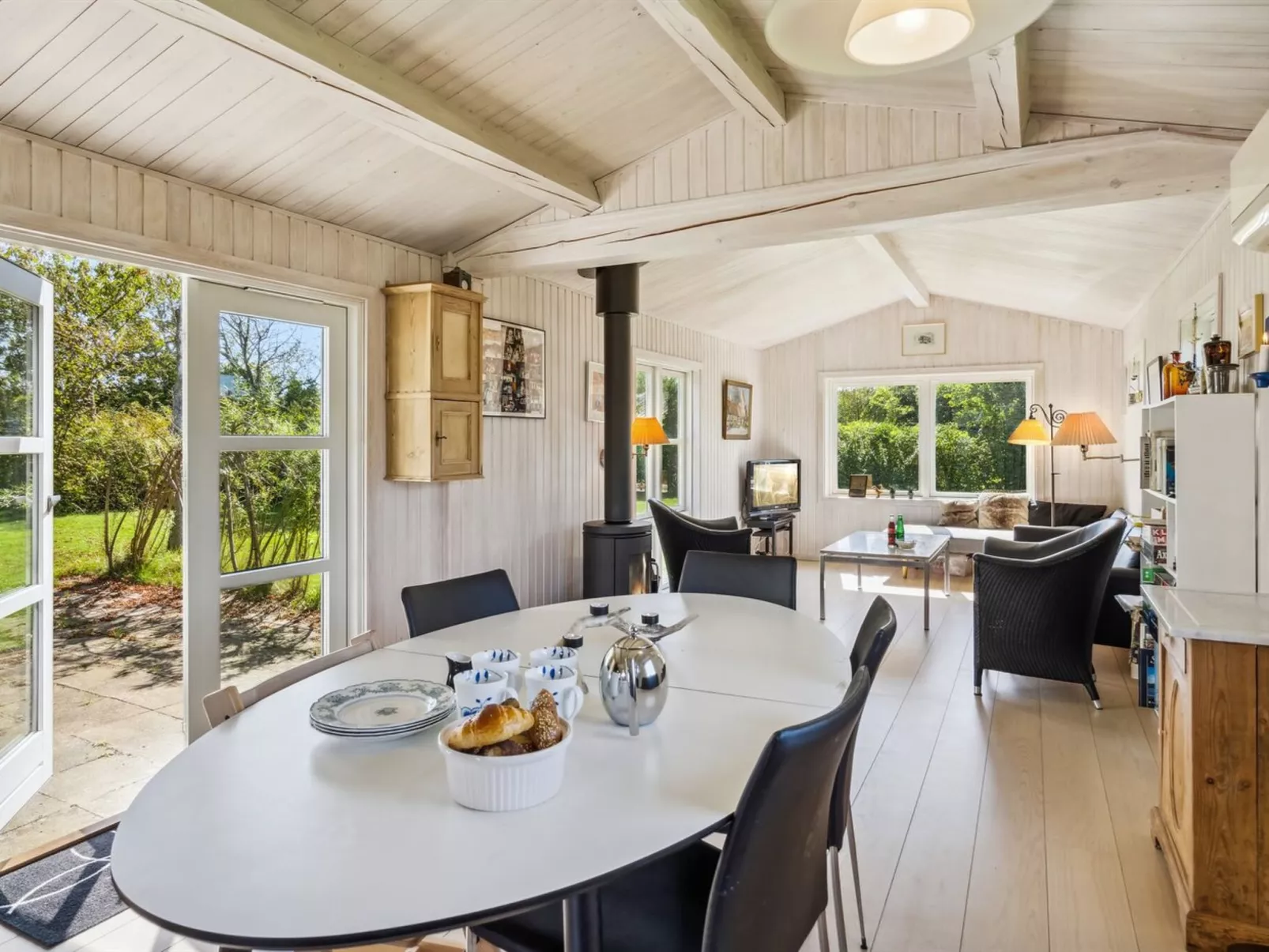 "Imma" -  from the sea-Binnen