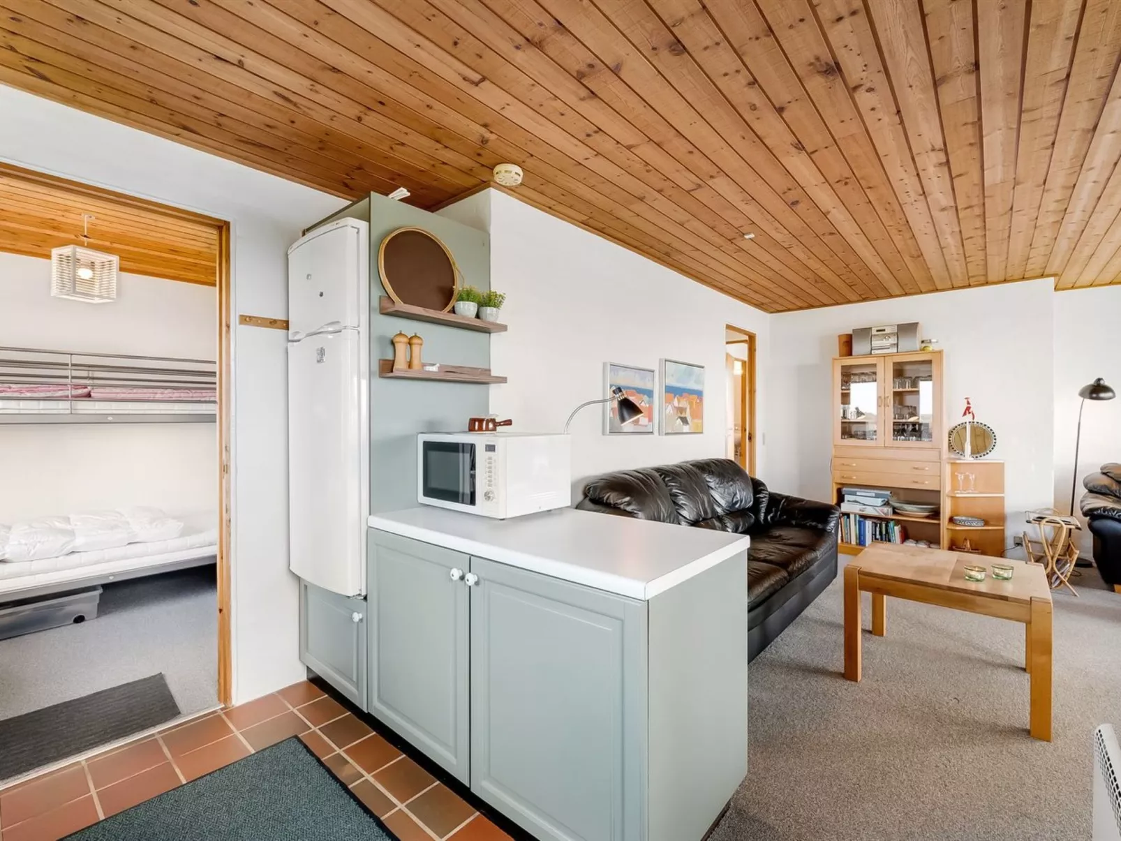 "Kirsa" - 200m to the fjord-Binnen