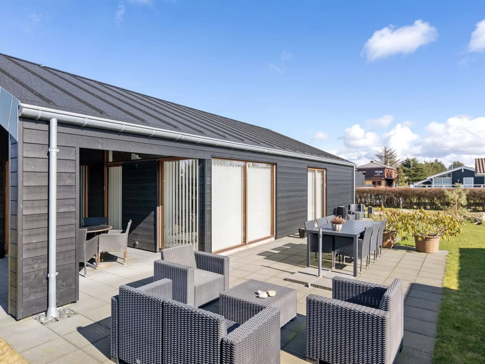 "Aaran" - 700m from the sea-Buiten