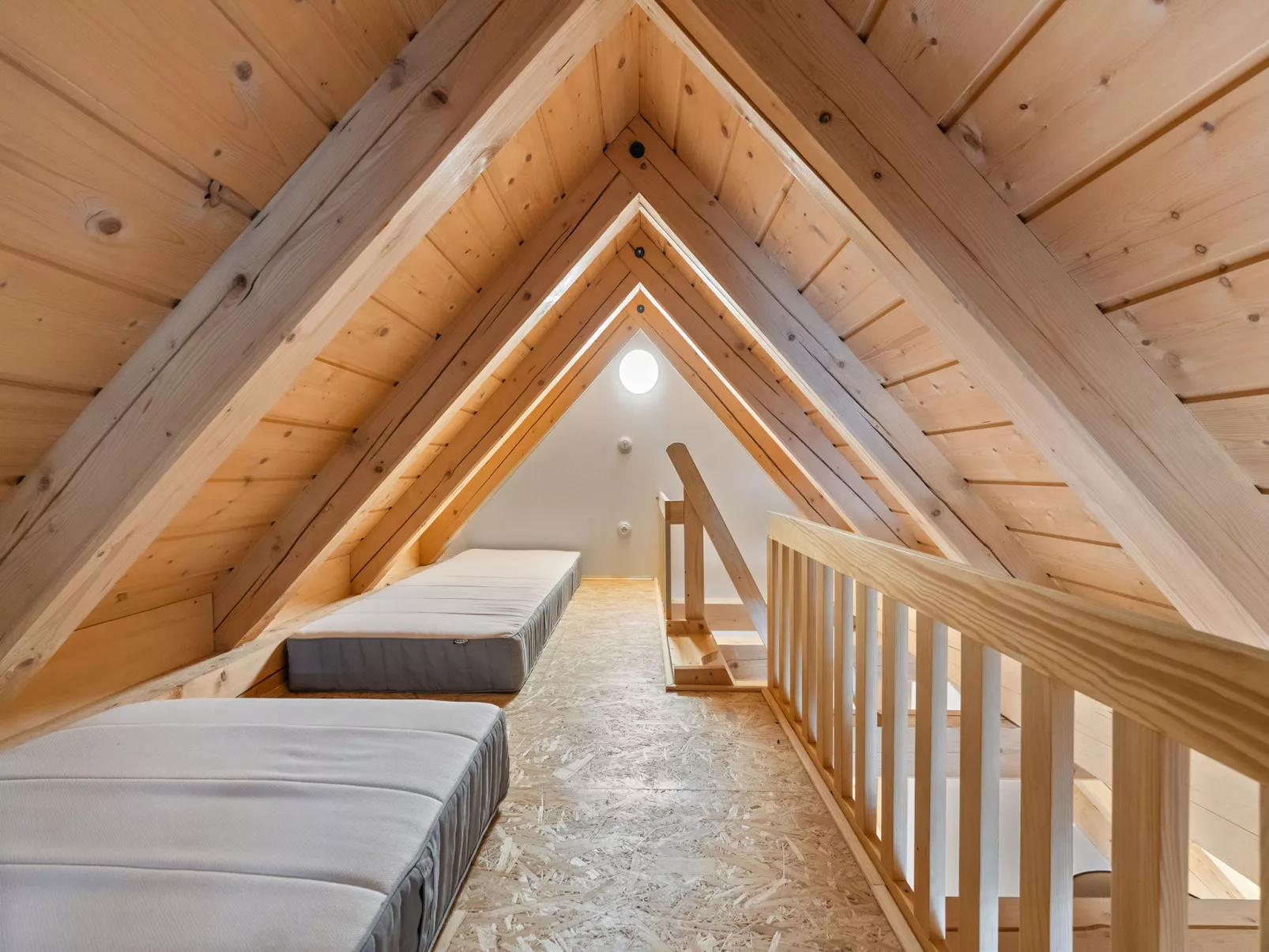 Roubenka Maleč-Binnen