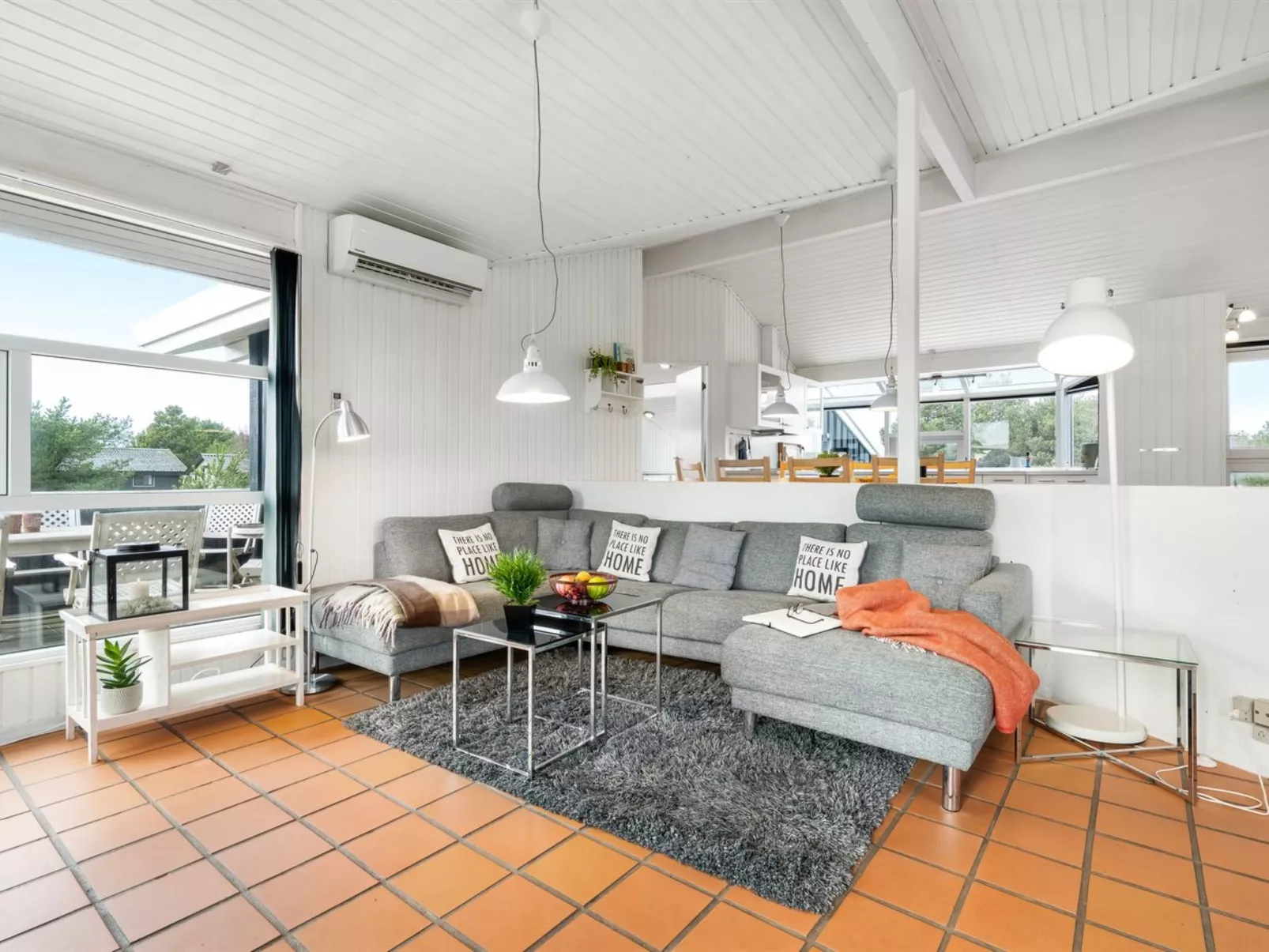 "Josef" - 950m from the sea-Binnen