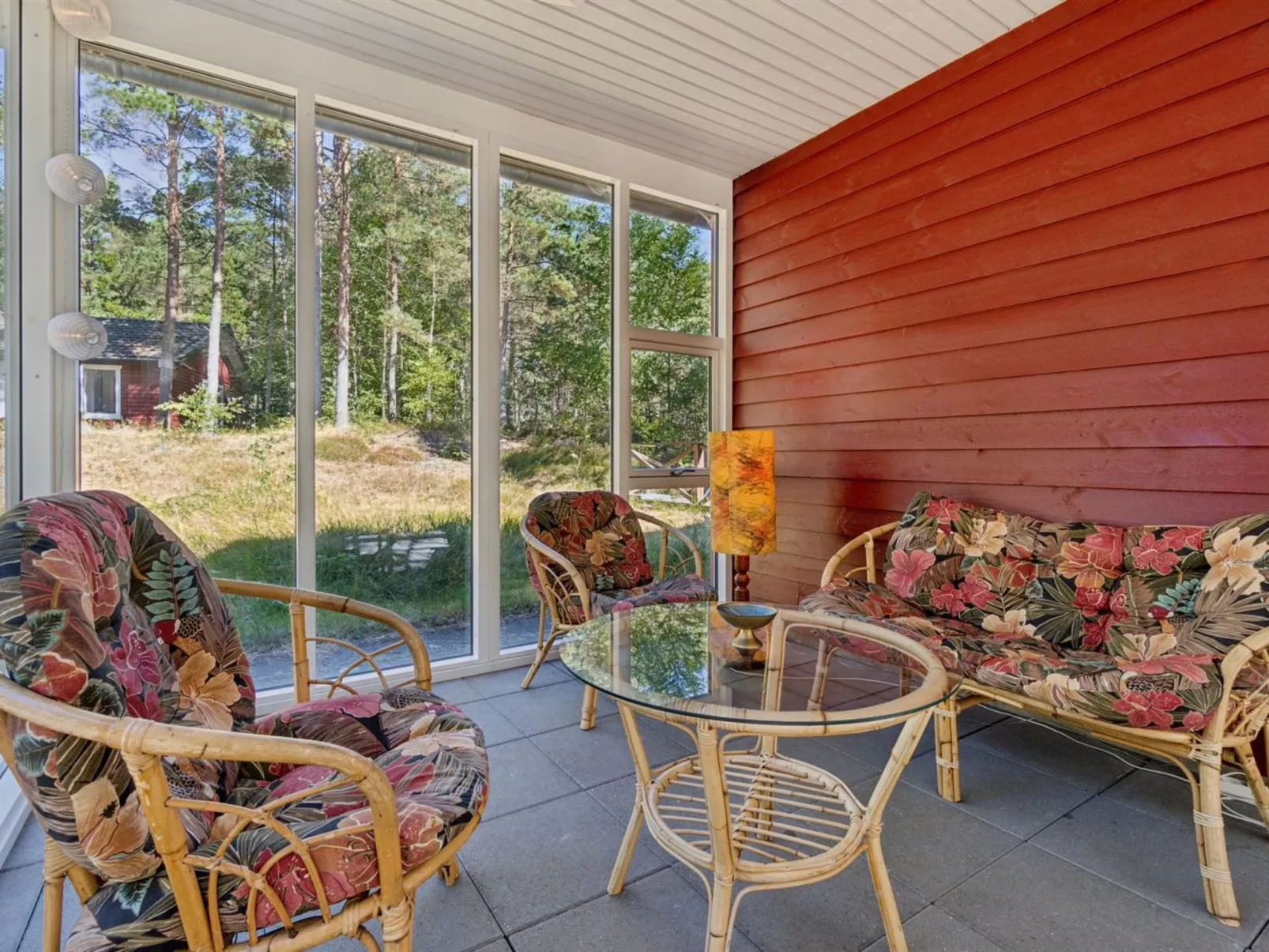 "Fredsine" - 1.2km from the sea-Binnen