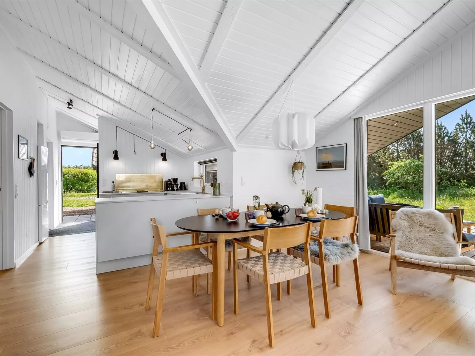 "Tilda" - 900m from the sea-Binnen