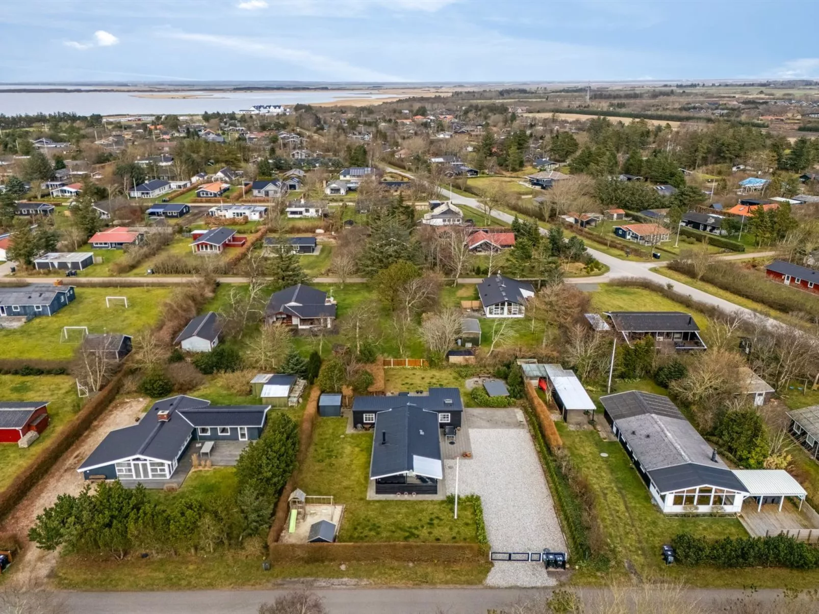 "Ludvika" - 300m to the fjord-Buiten