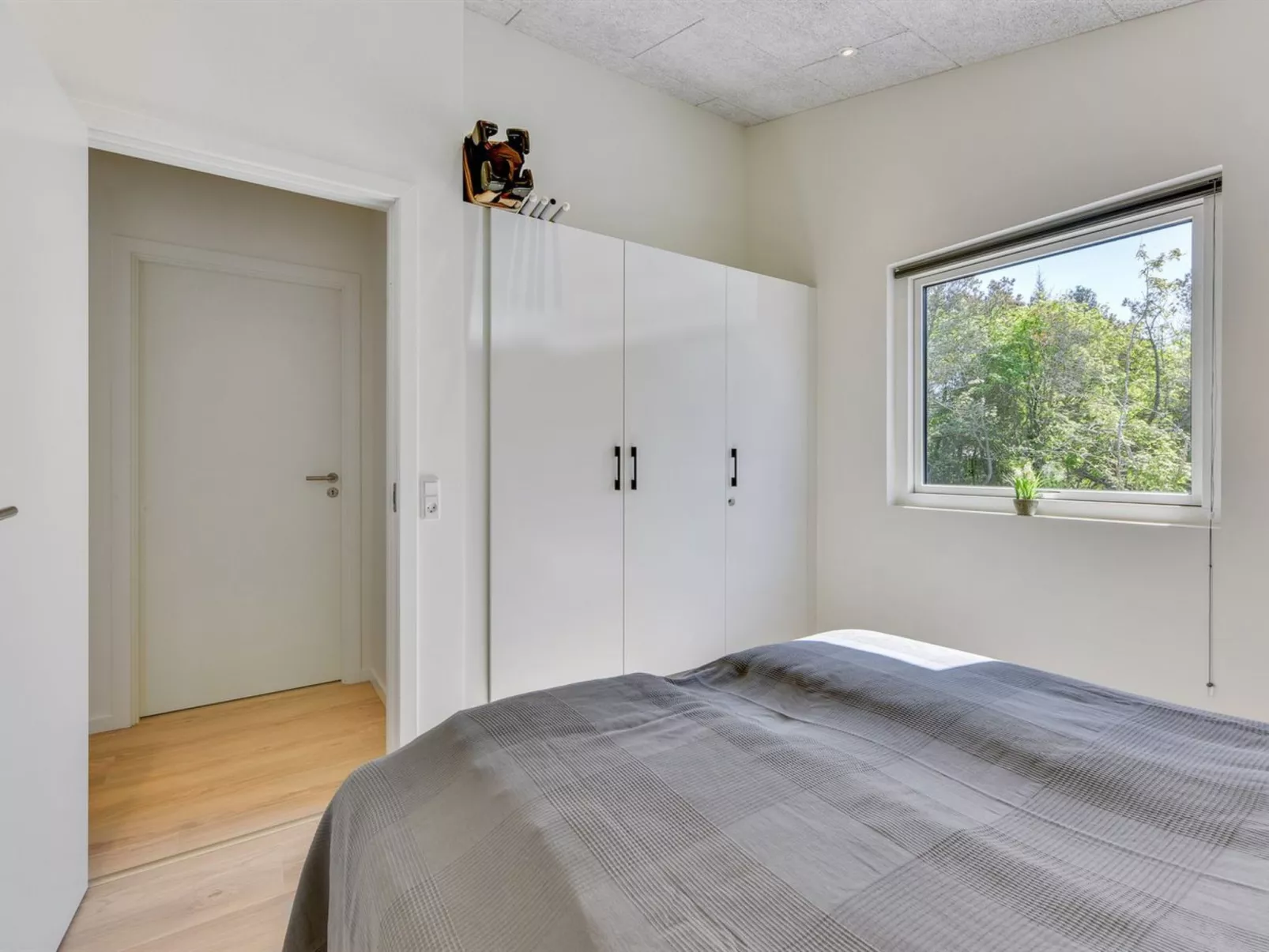 "Merve" - 800m to the fjord-Binnen