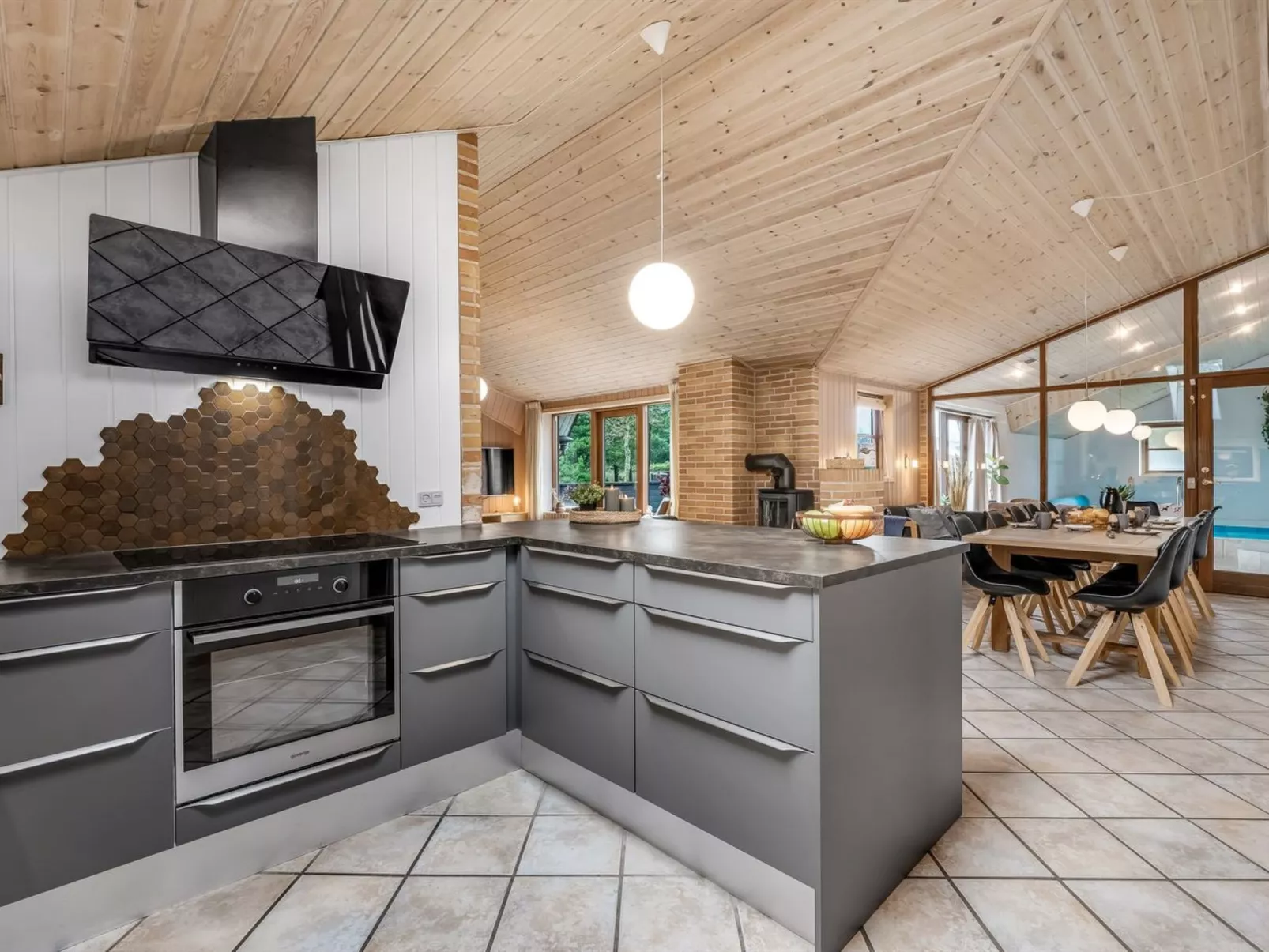 "Mico" - 500m from the sea-Binnen