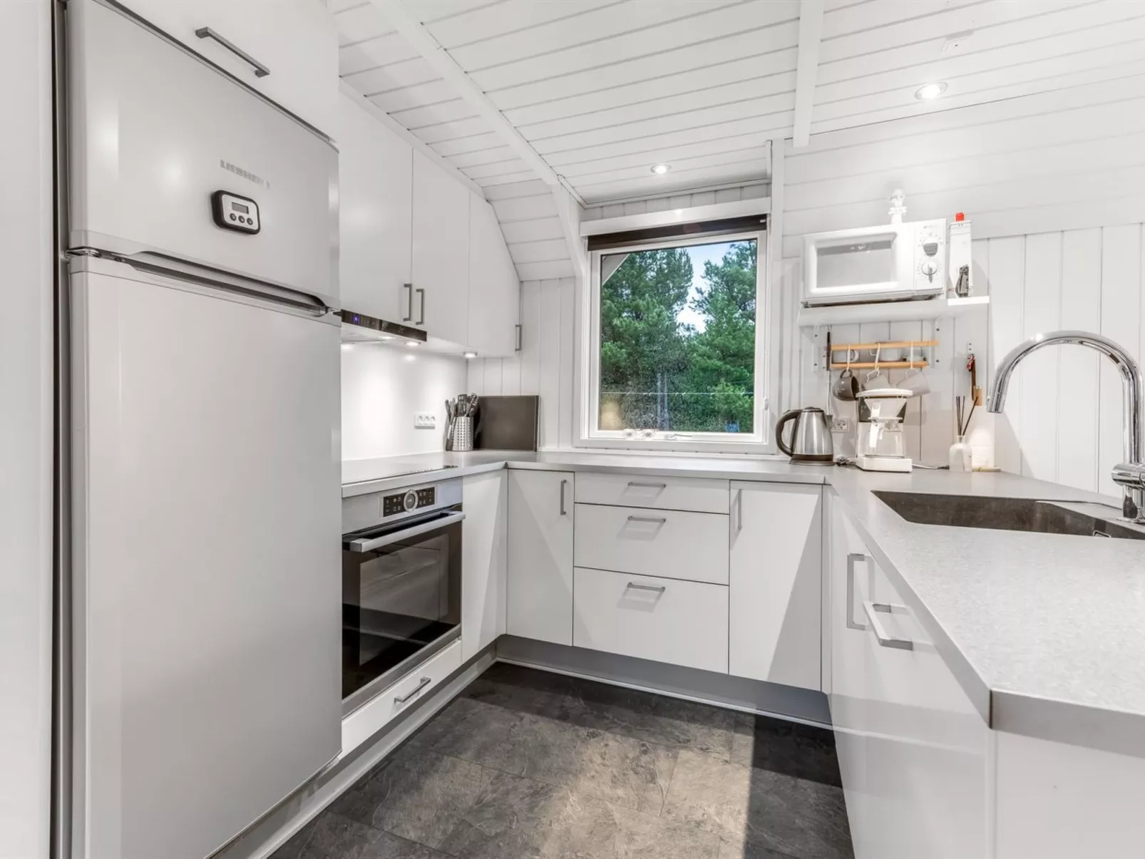 "Ginna" - 1.3km from the sea-Binnen